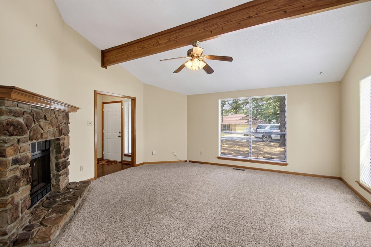 109 Sugar Maple Drive Property Photo 6