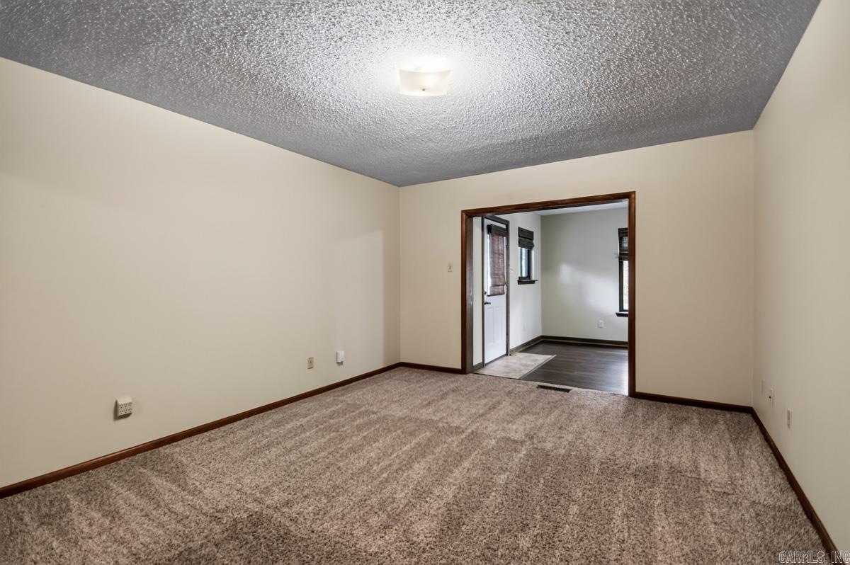 109 Sugar Maple Drive Property Photo 14