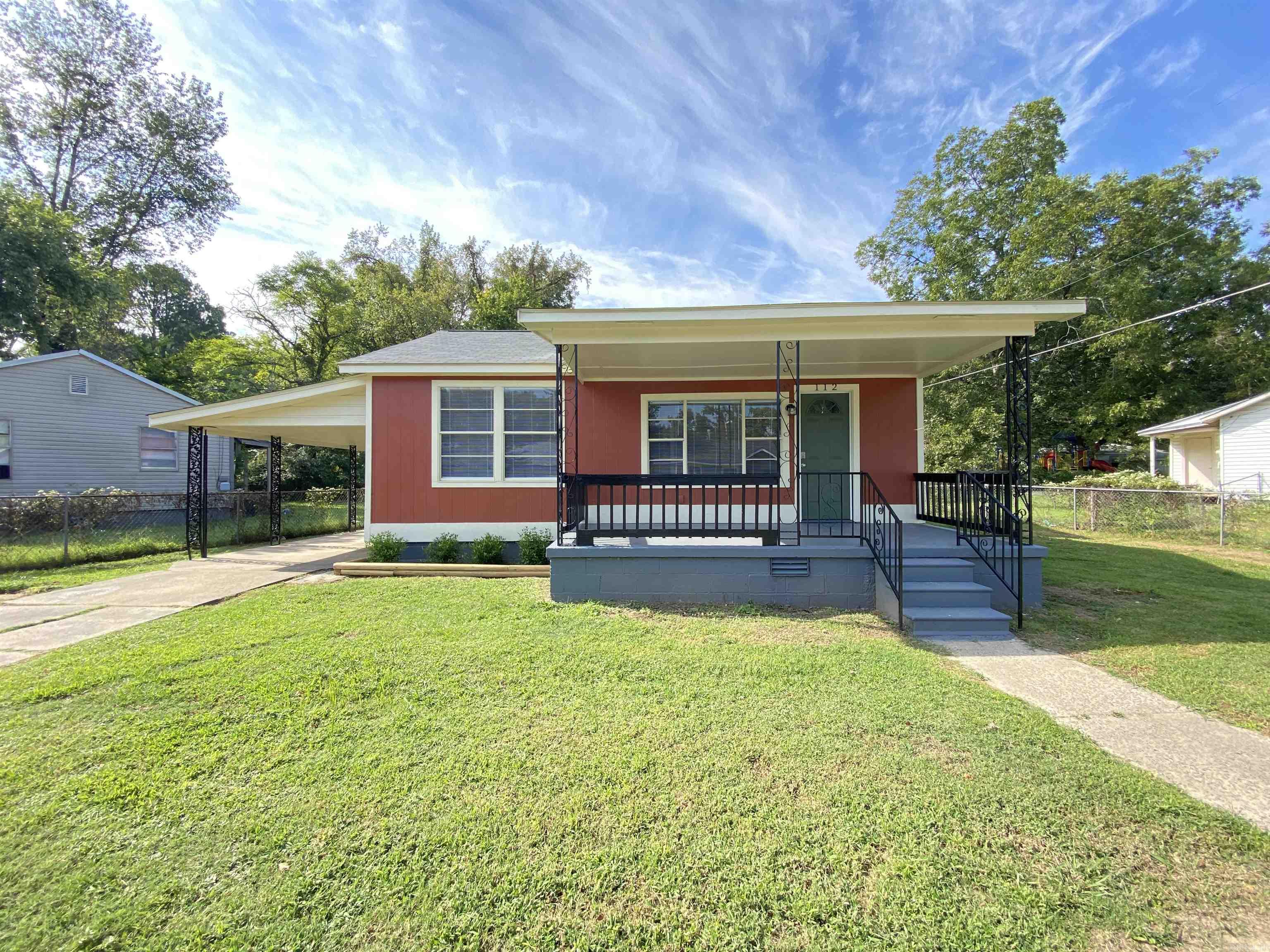 112 Galloway Circle Property Photo 1