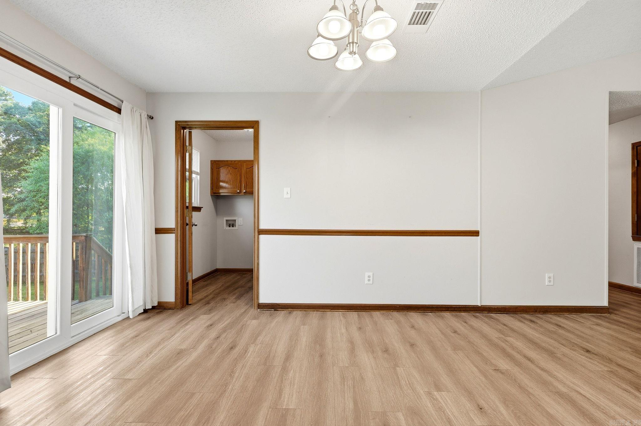 2505 Rolling Brook Drive Property Photo 15