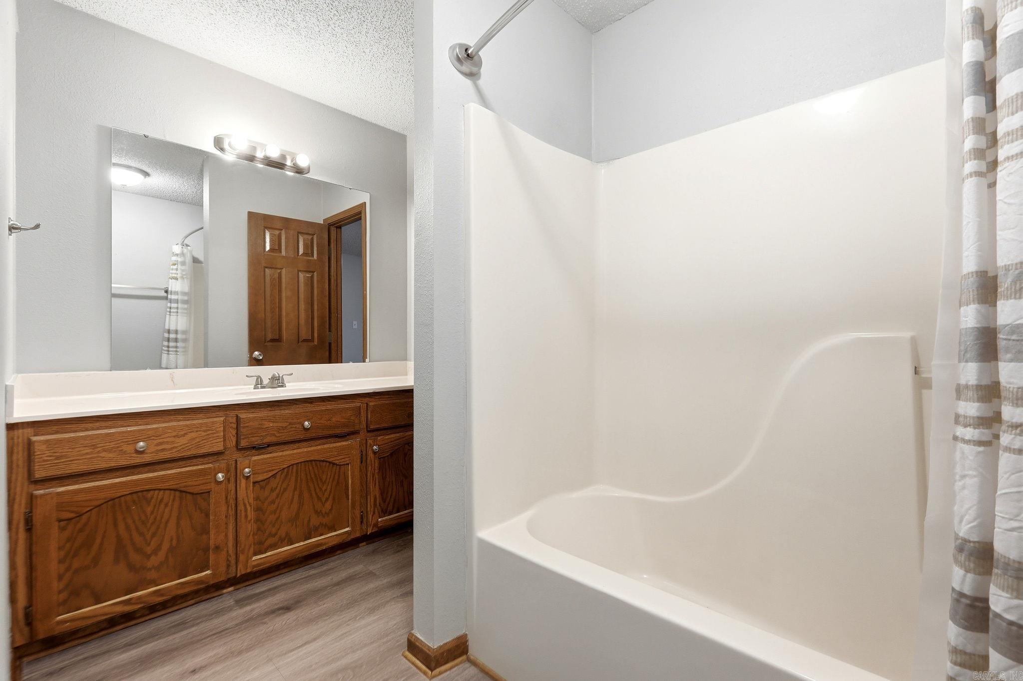 2505 Rolling Brook Drive Property Photo 30