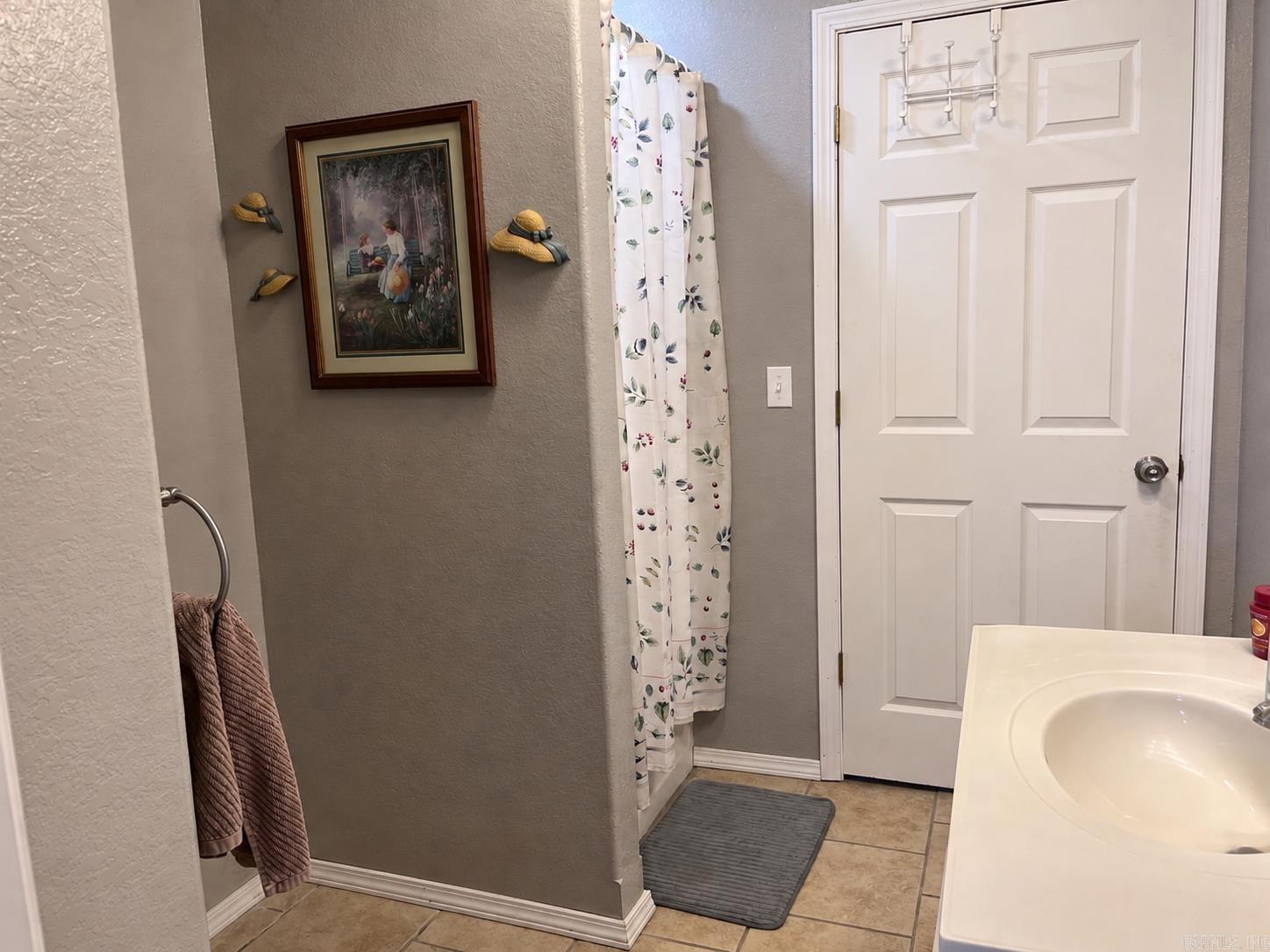 2076 Jimmy Creek Road Property Photo 22