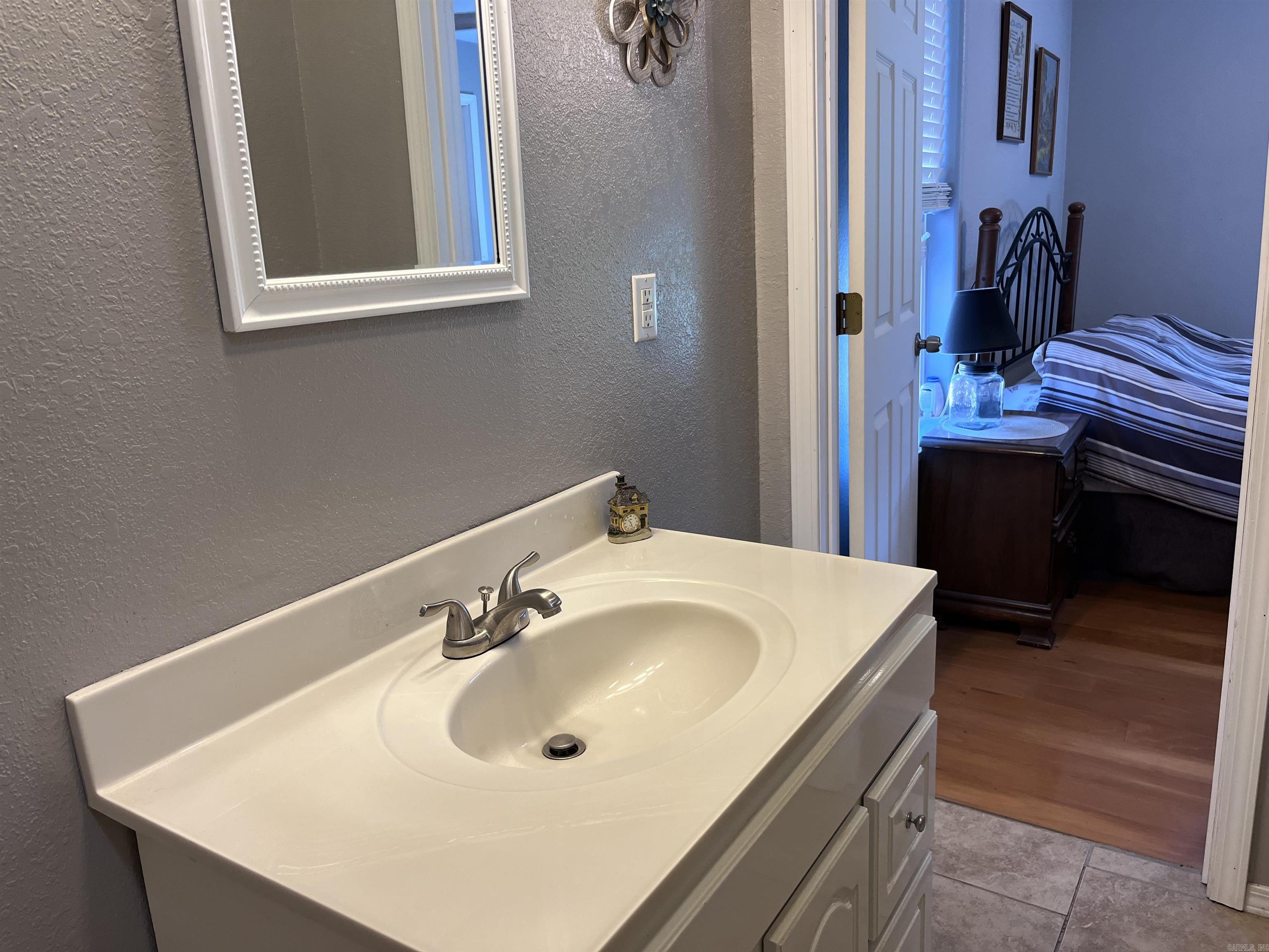 2076 Jimmy Creek Road Property Photo 23