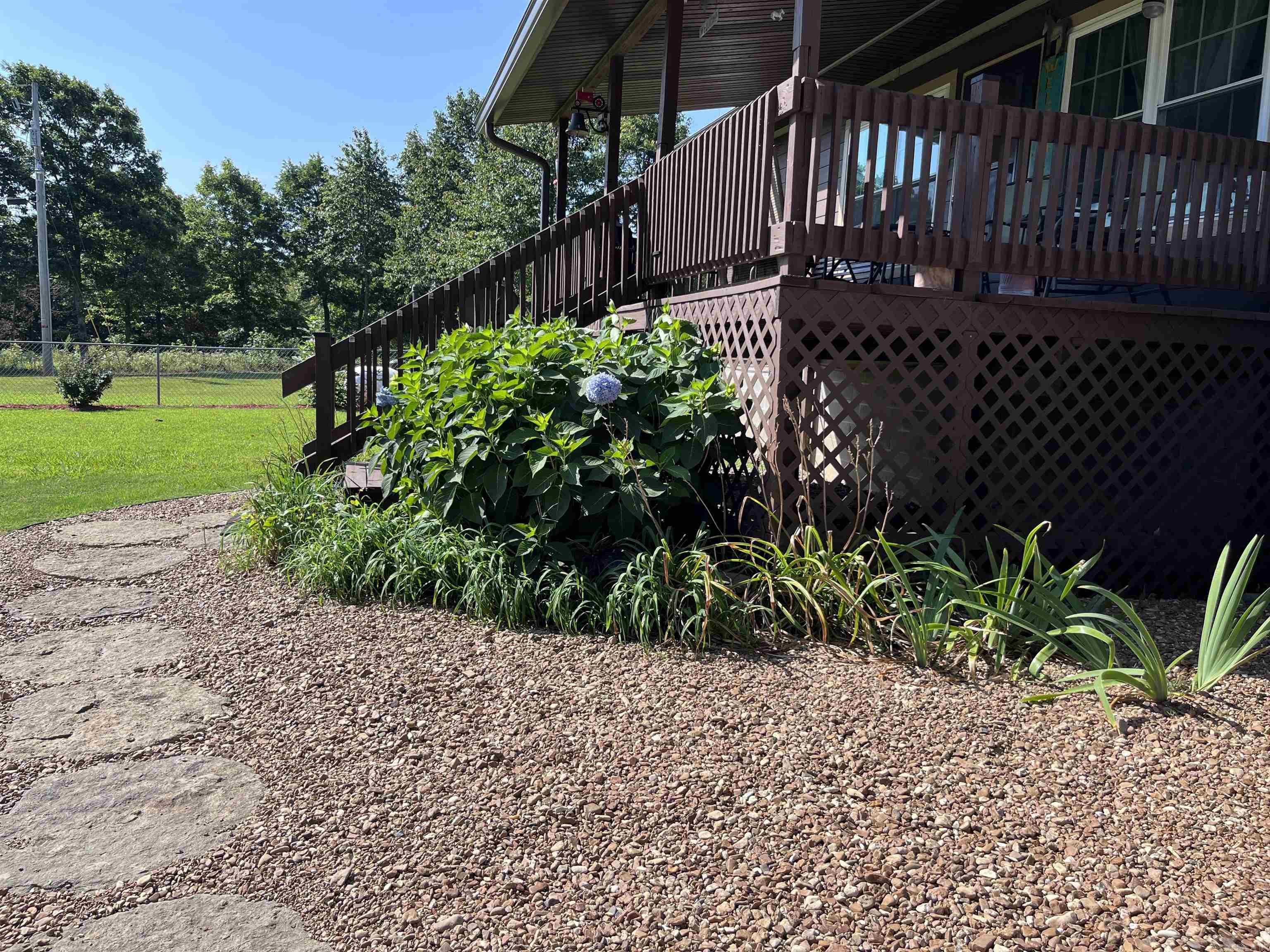 2076 Jimmy Creek Road Property Photo 40