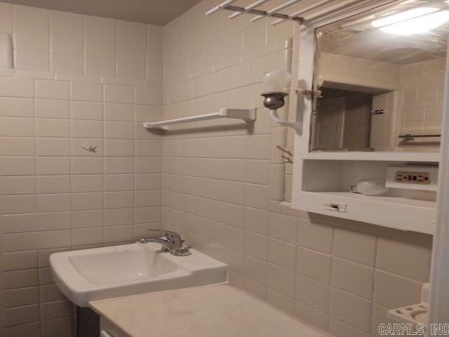 633 4th Street Property Photo 14