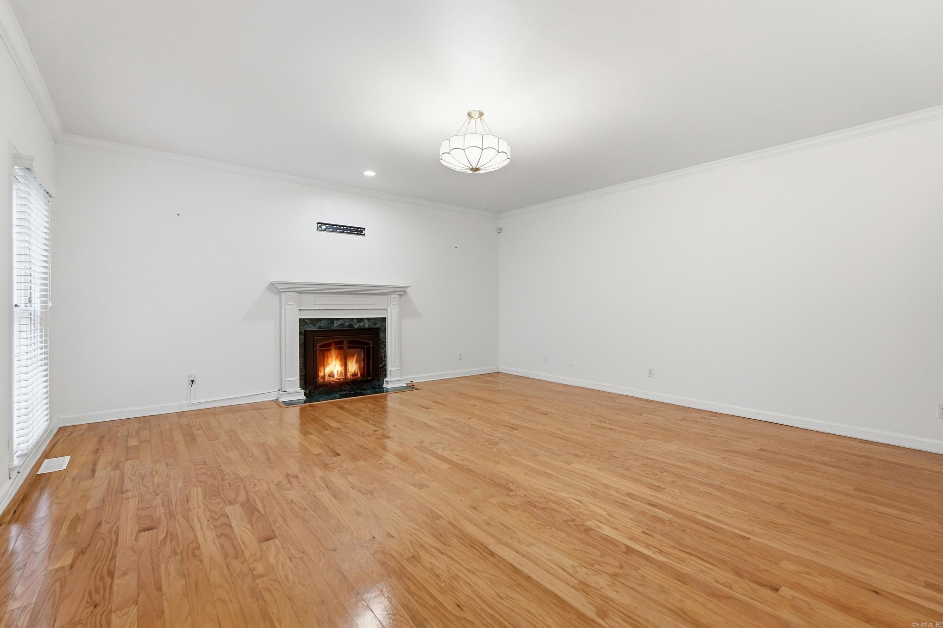 13609 Napoleon Road Property Photo 12