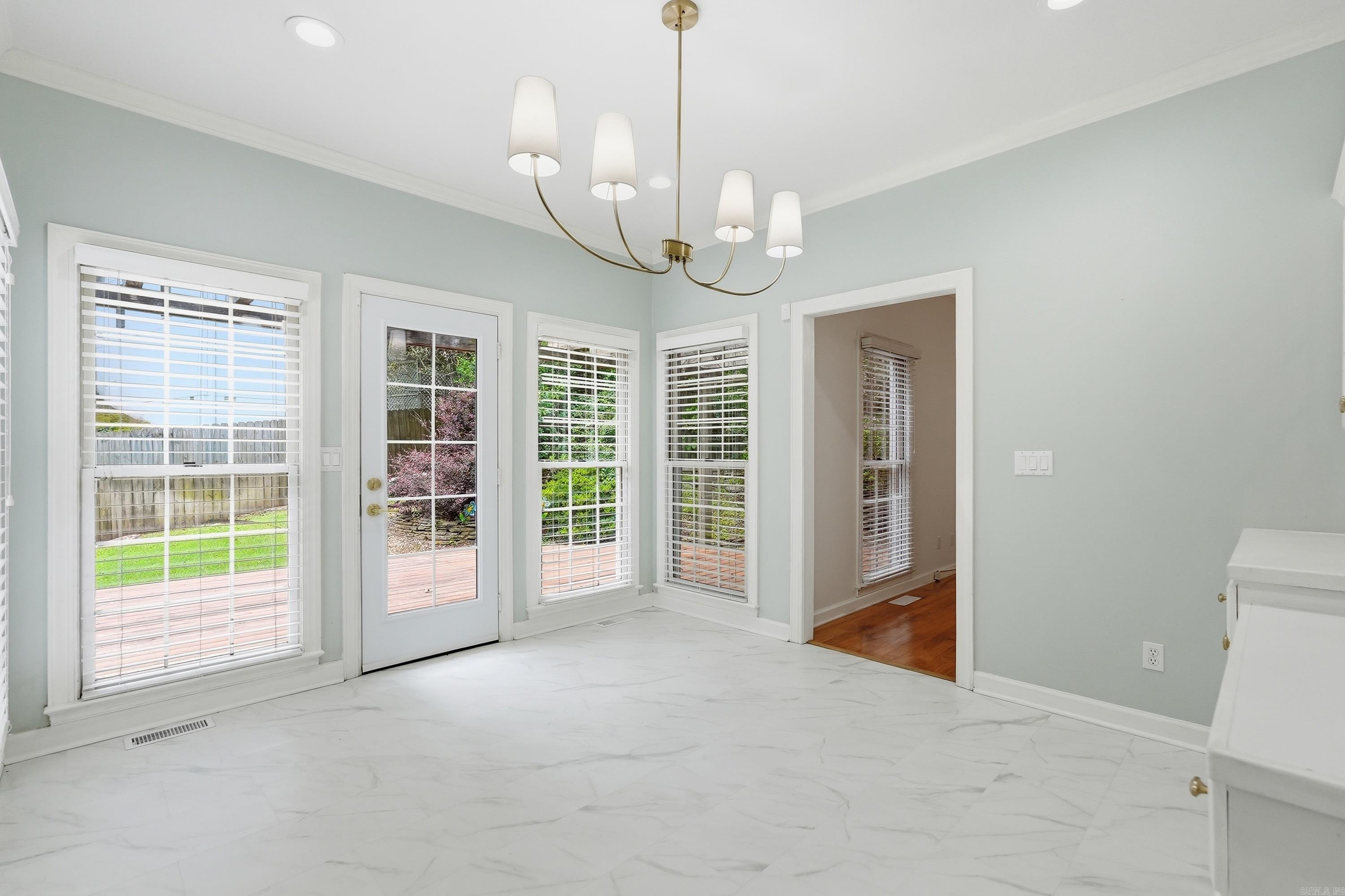 13609 Napoleon Road Property Photo 14