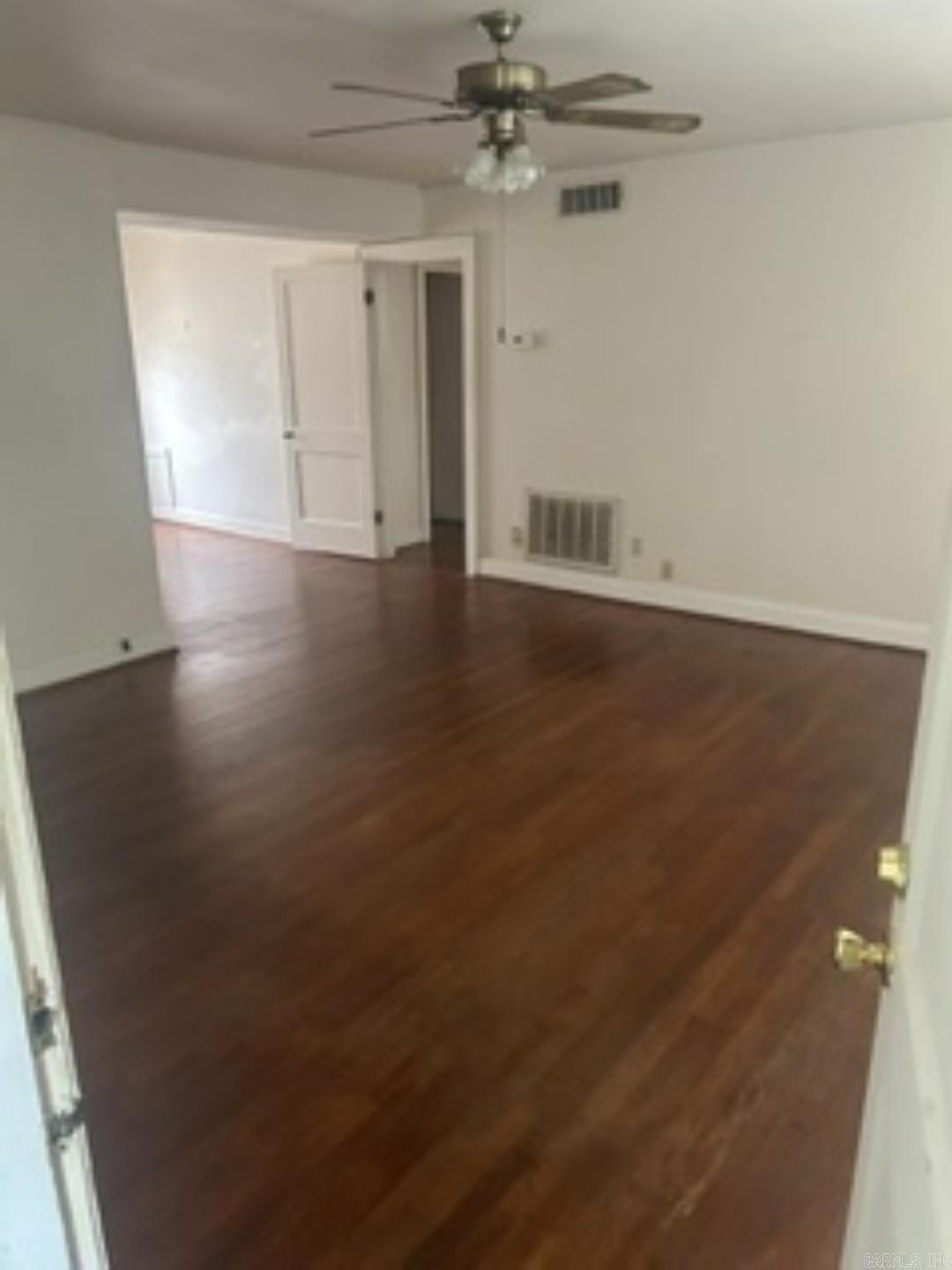 206 Dallas 2 Property Photo 1
