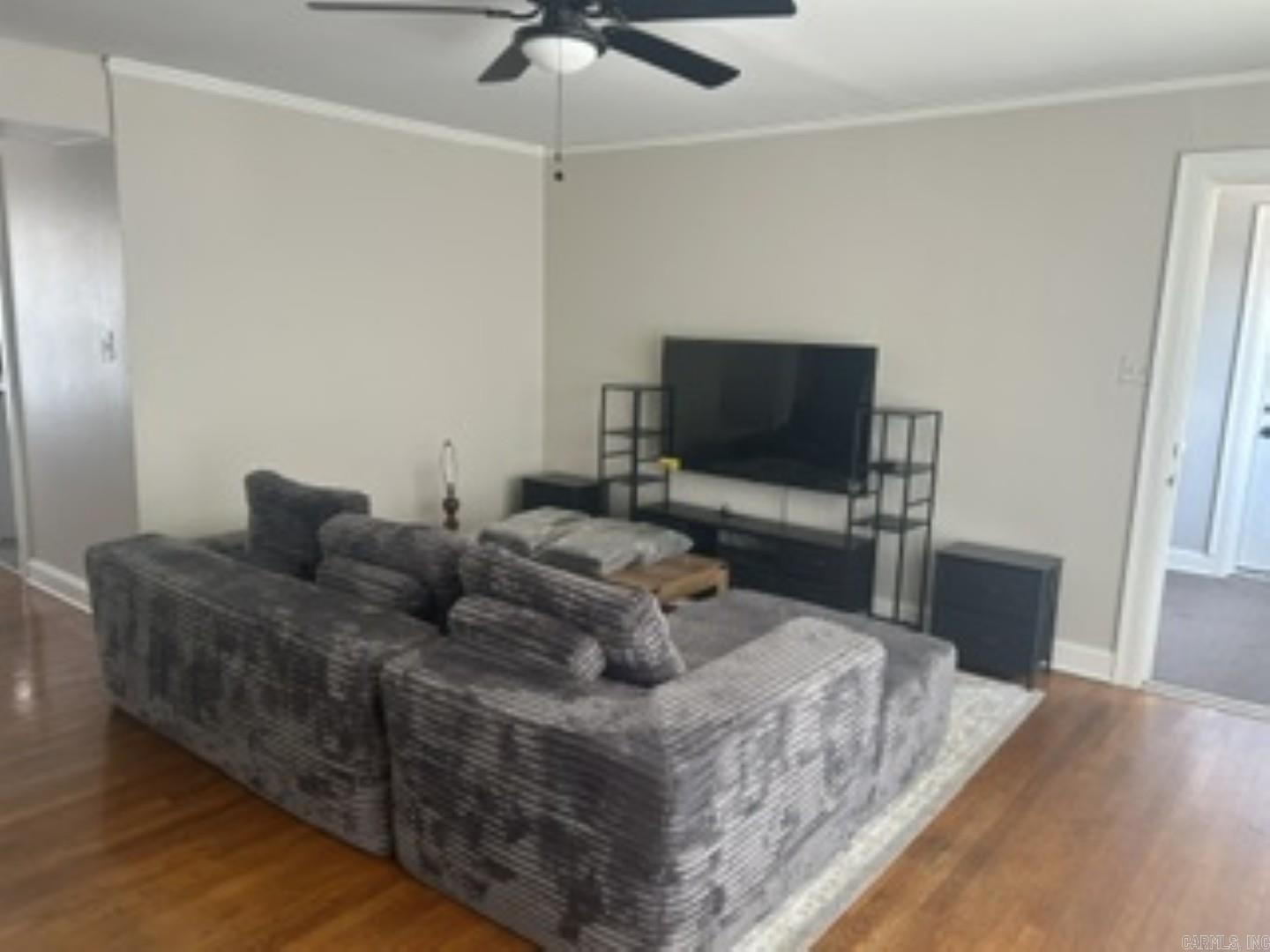 206 Dallas 3 Property Photo 1