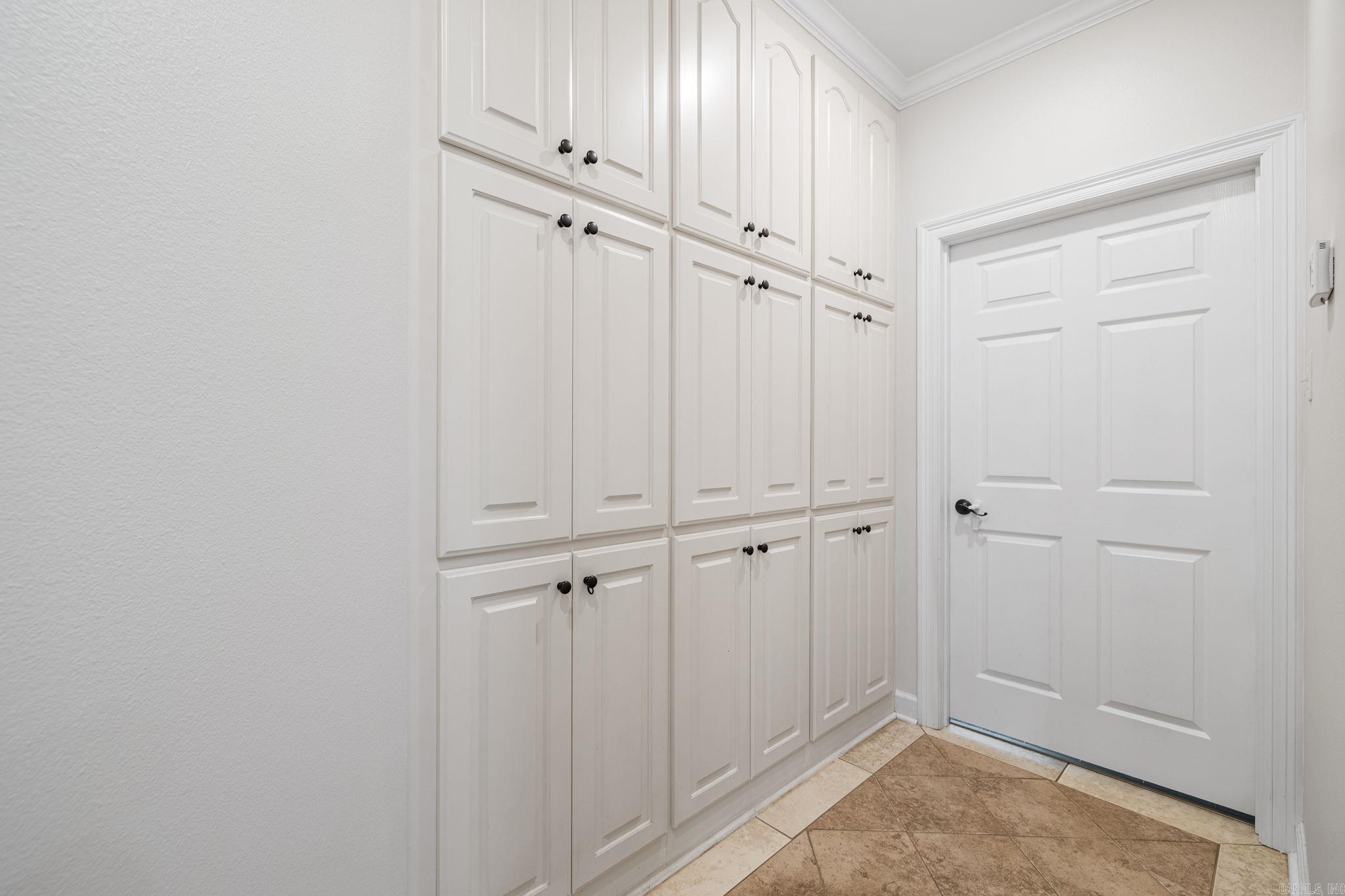 502 Greystone Boulevard Property Photo 17