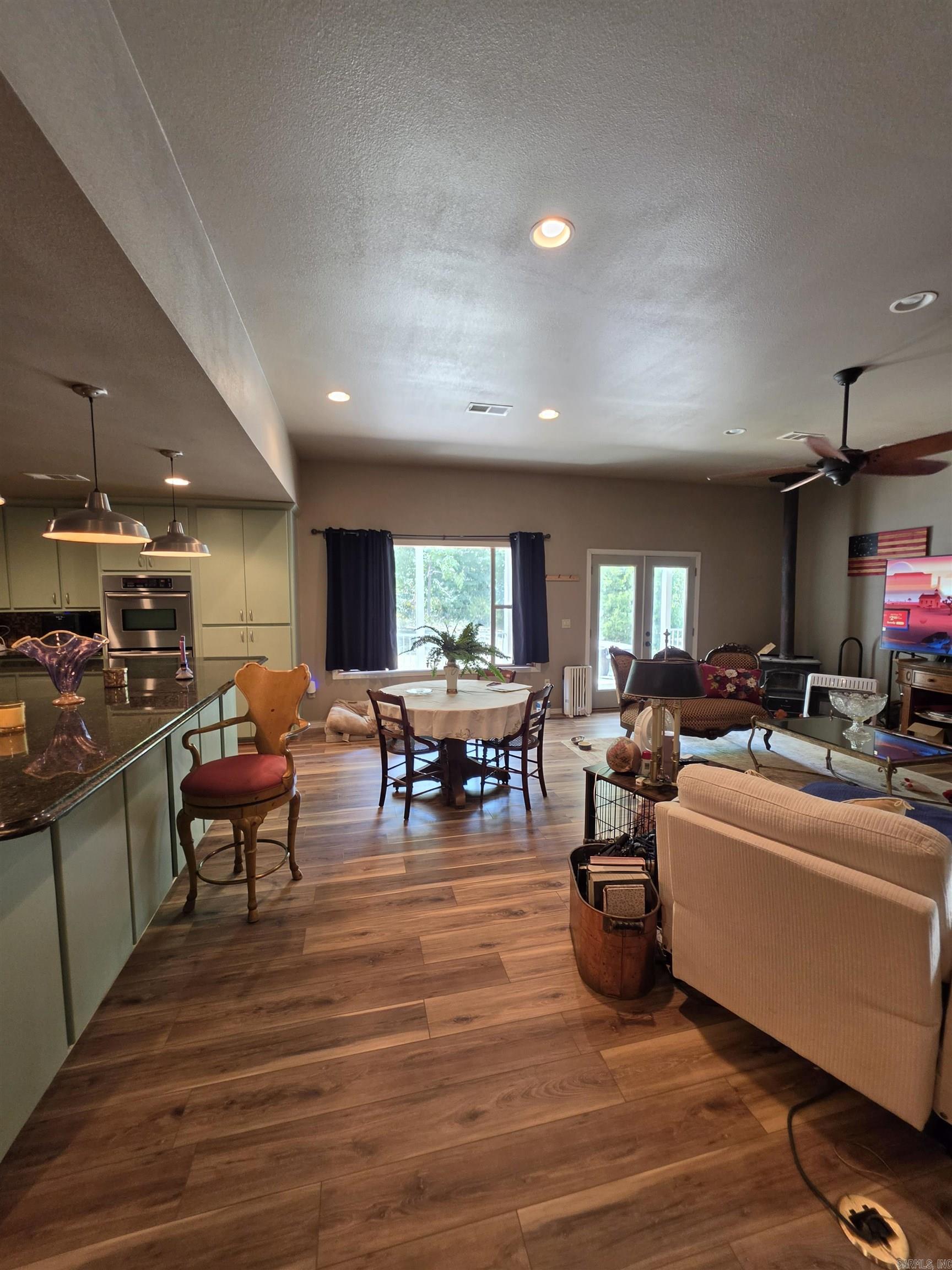 100 Fischer Drive Property Photo 8
