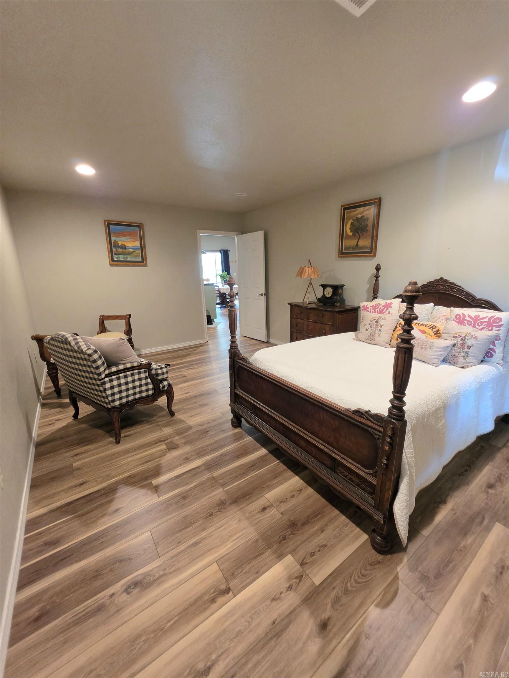 100 Fischer Drive Property Photo 27