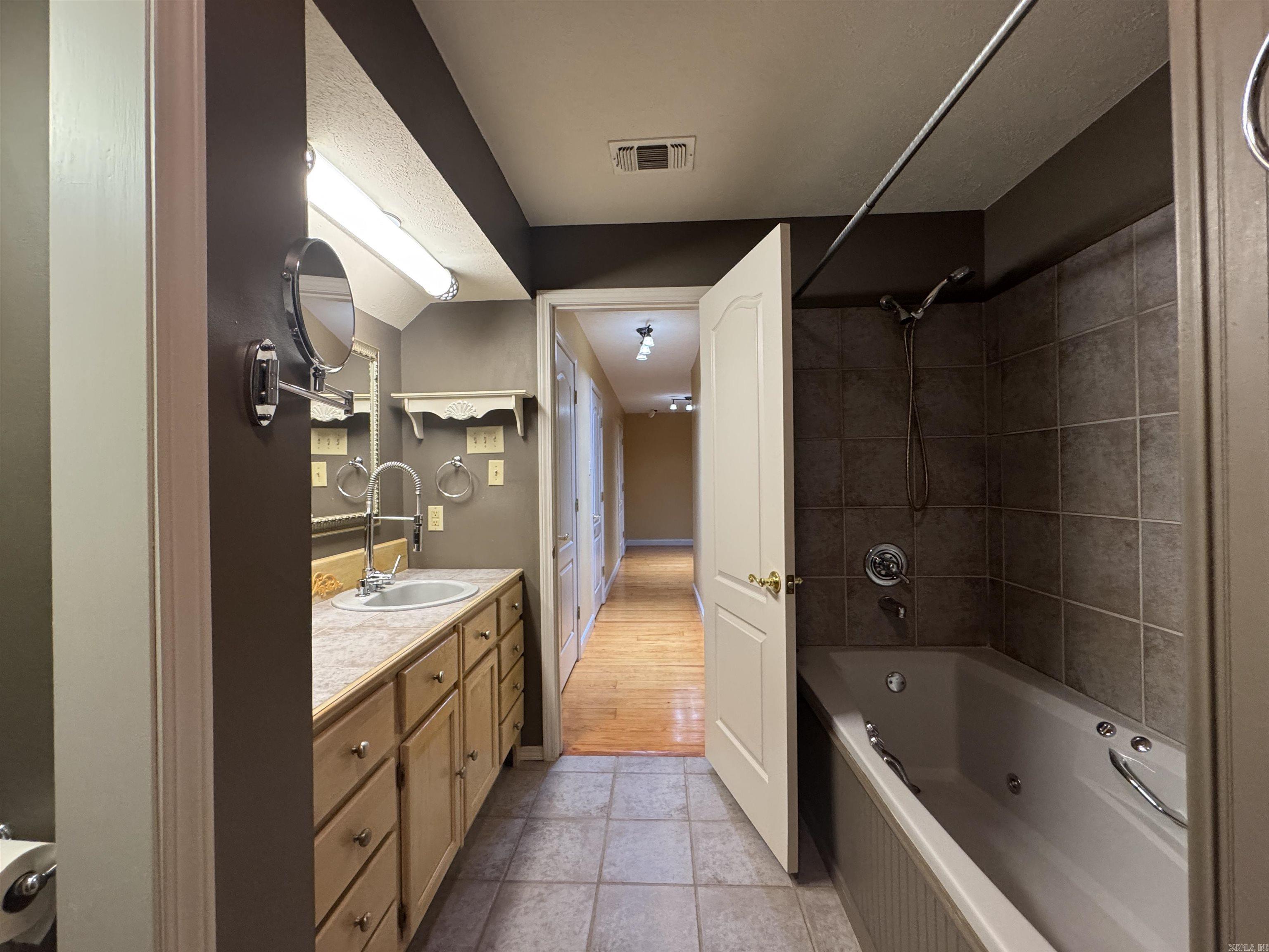 56 Brandon Property Photo 19