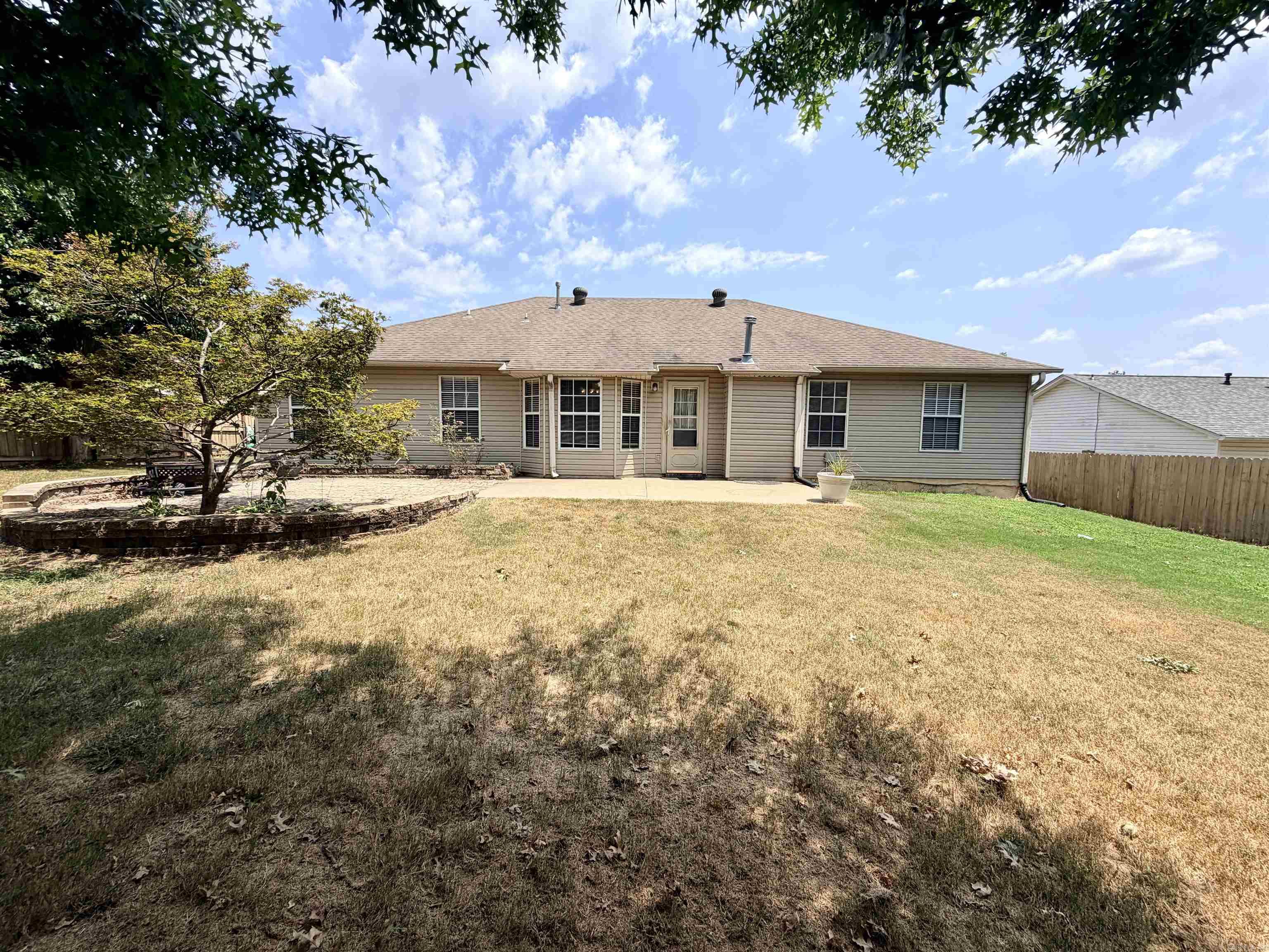 3507 Andrew Drive Property Photo 2