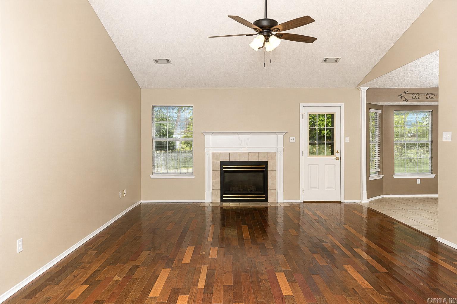 3507 Andrew Drive Property Photo 2