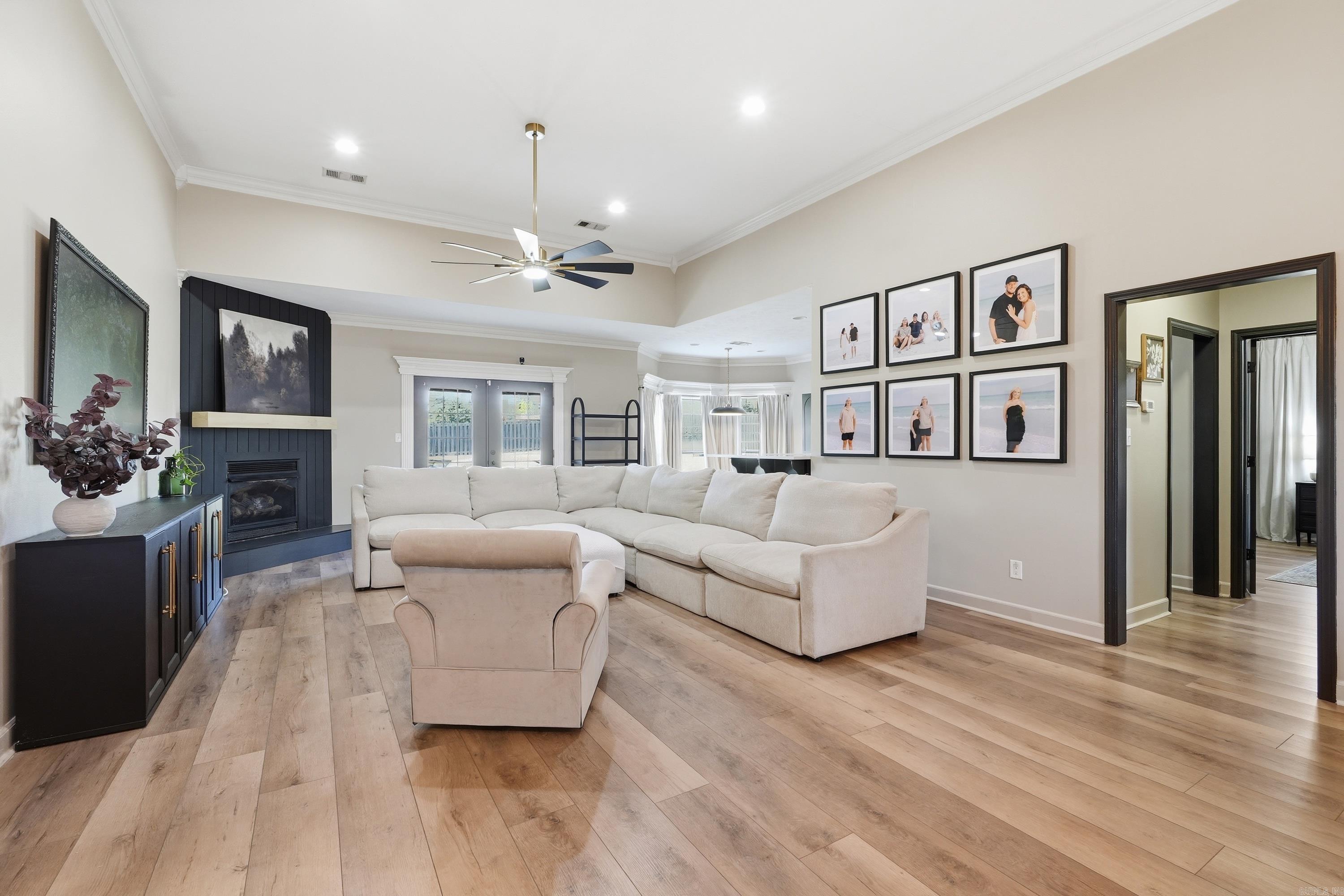 535 Triple J Drive Property Photo 8