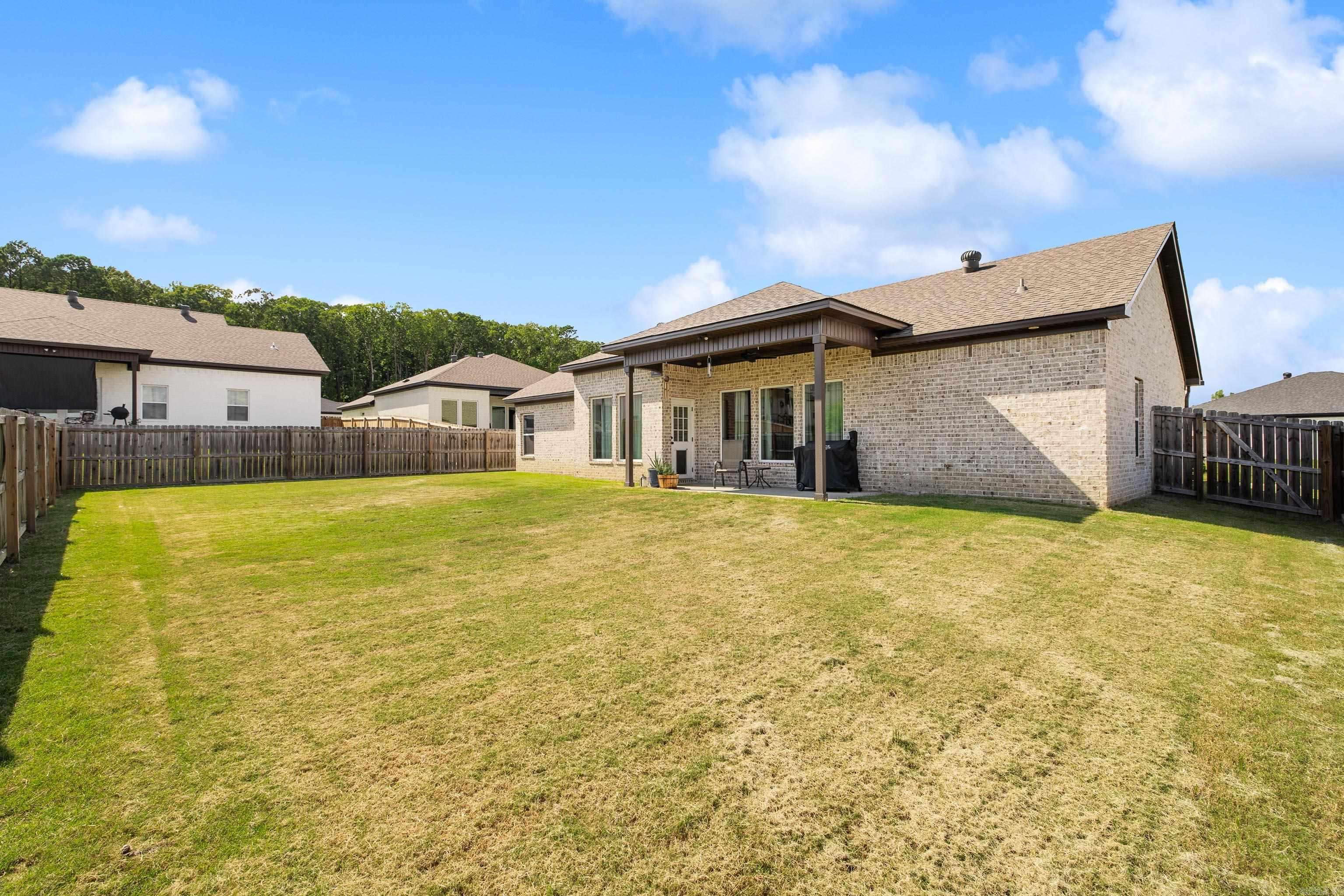 177 Lombard Heights Property Photo 42