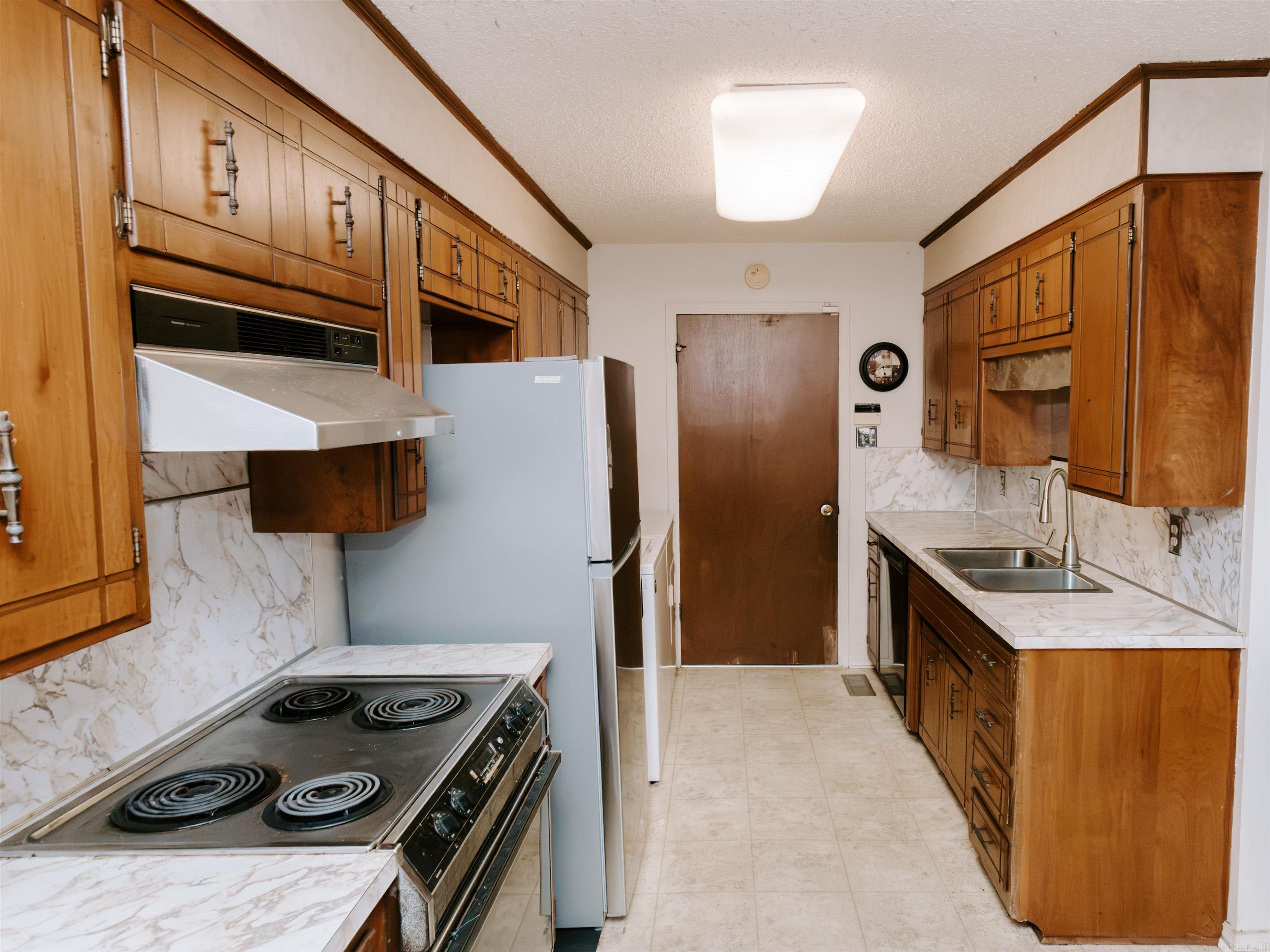 207 Brookhollow Court Property Photo 11