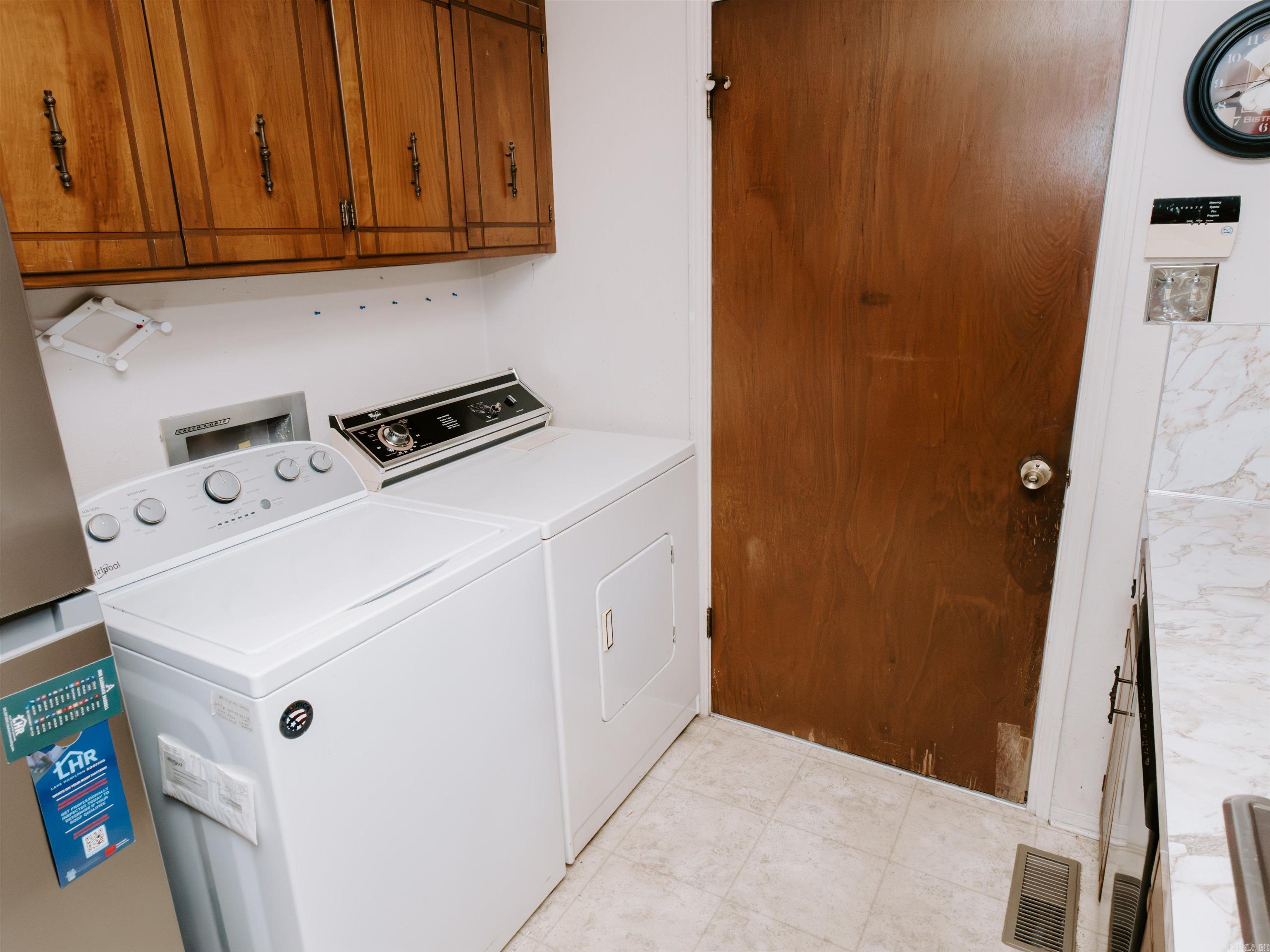 207 Brookhollow Court Property Photo 13