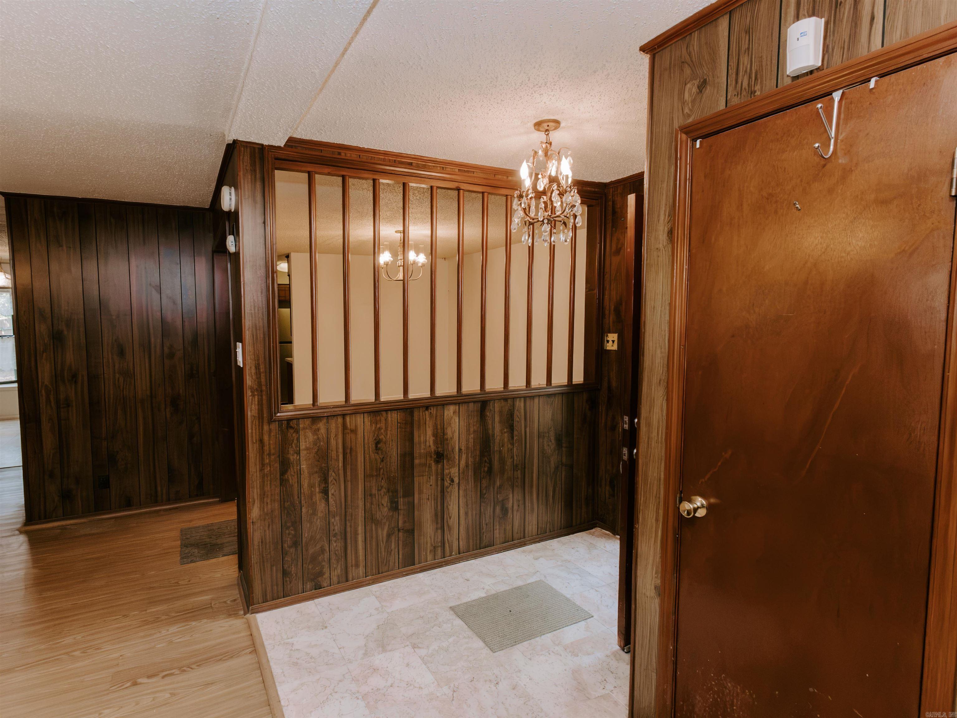 207 Brookhollow Court Property Photo 15