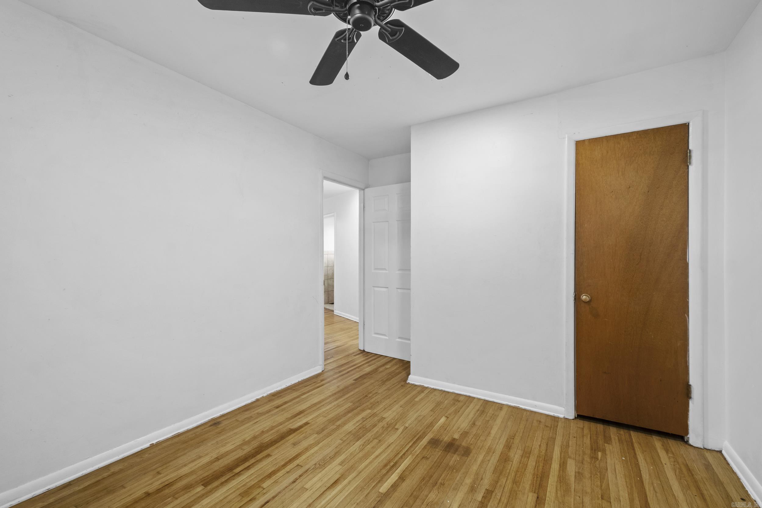 1717 E 31st Property Photo 19