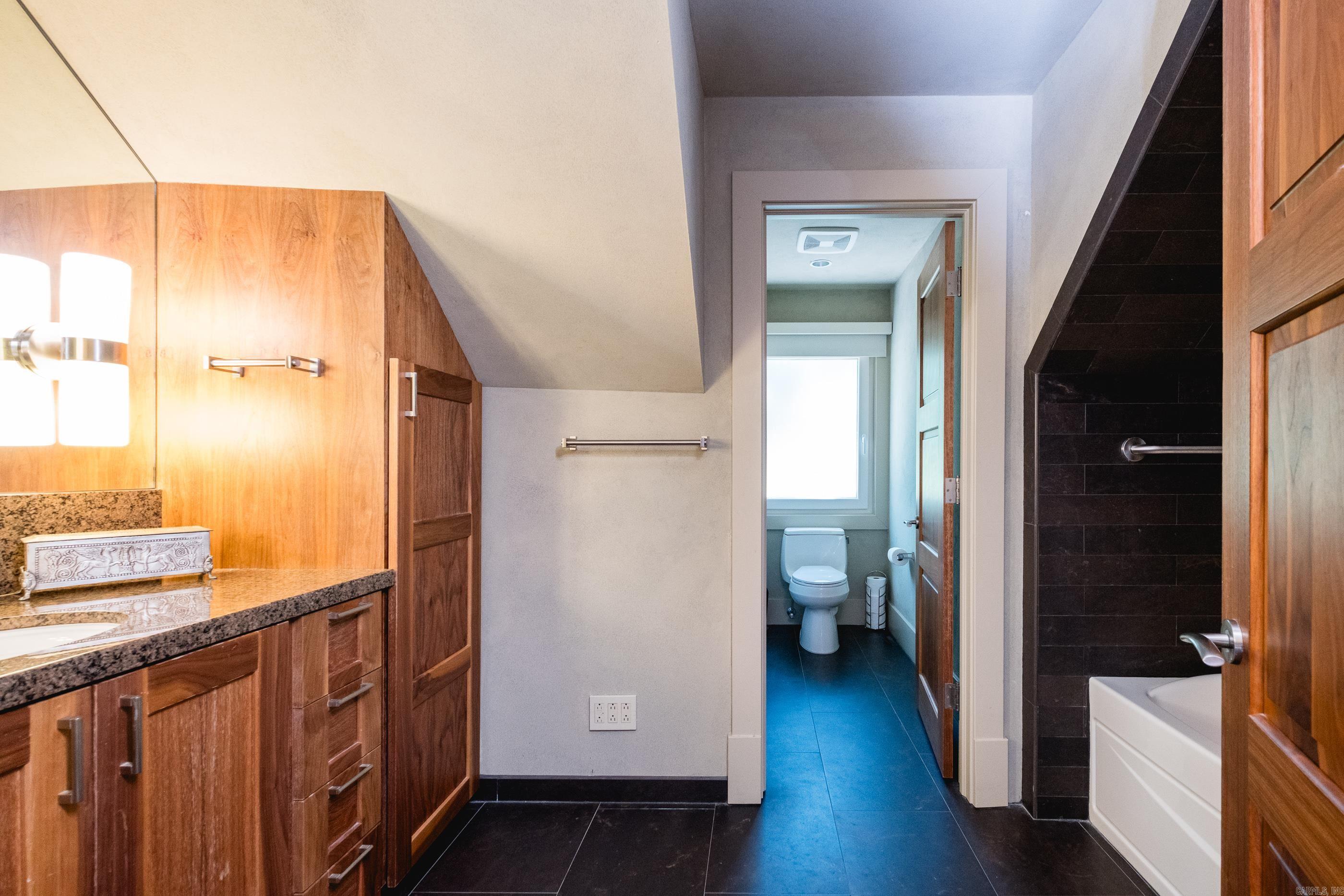 66 Avignon Court Property Photo 31
