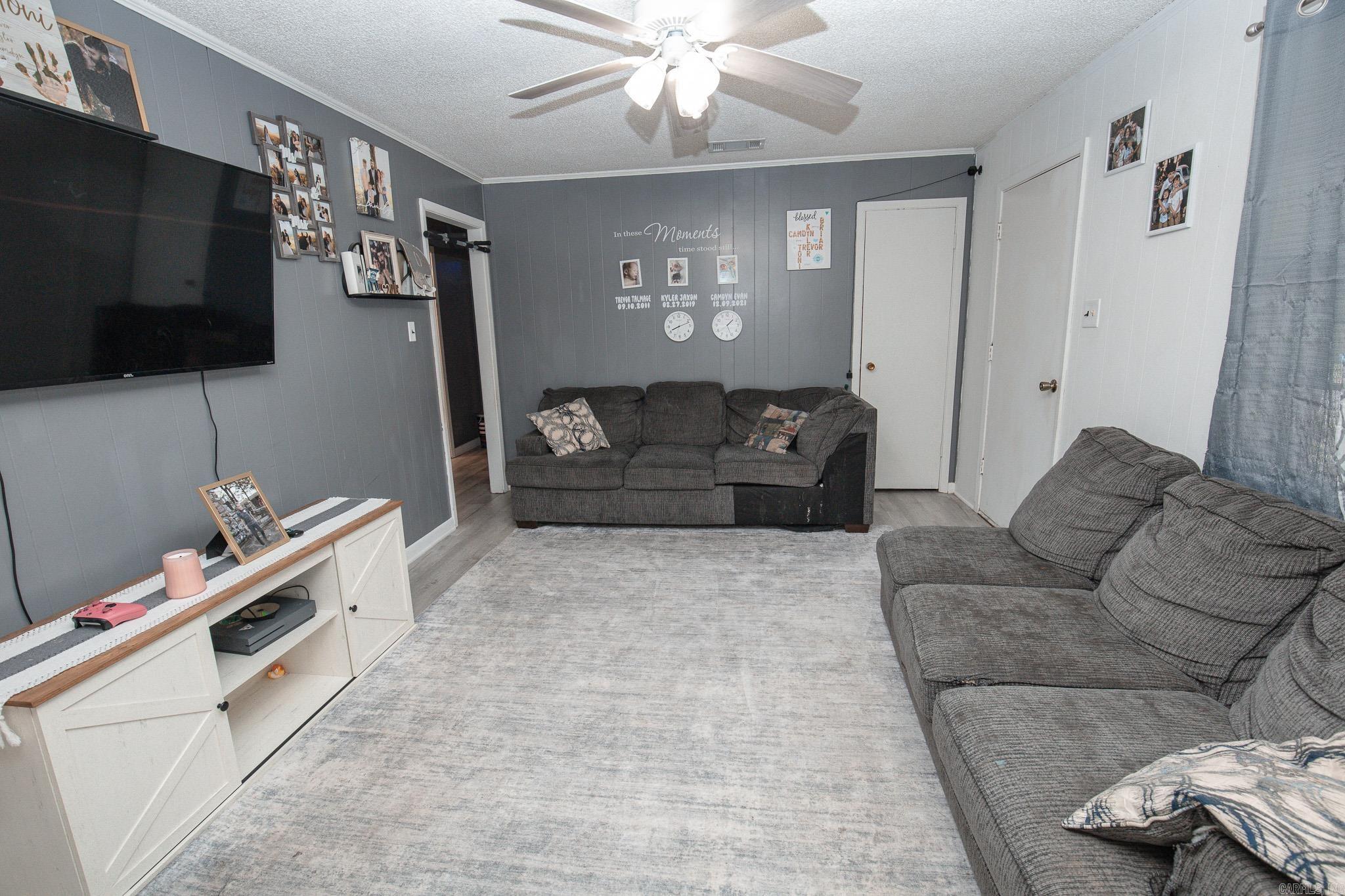 1327 Nottingham Property Photo 10