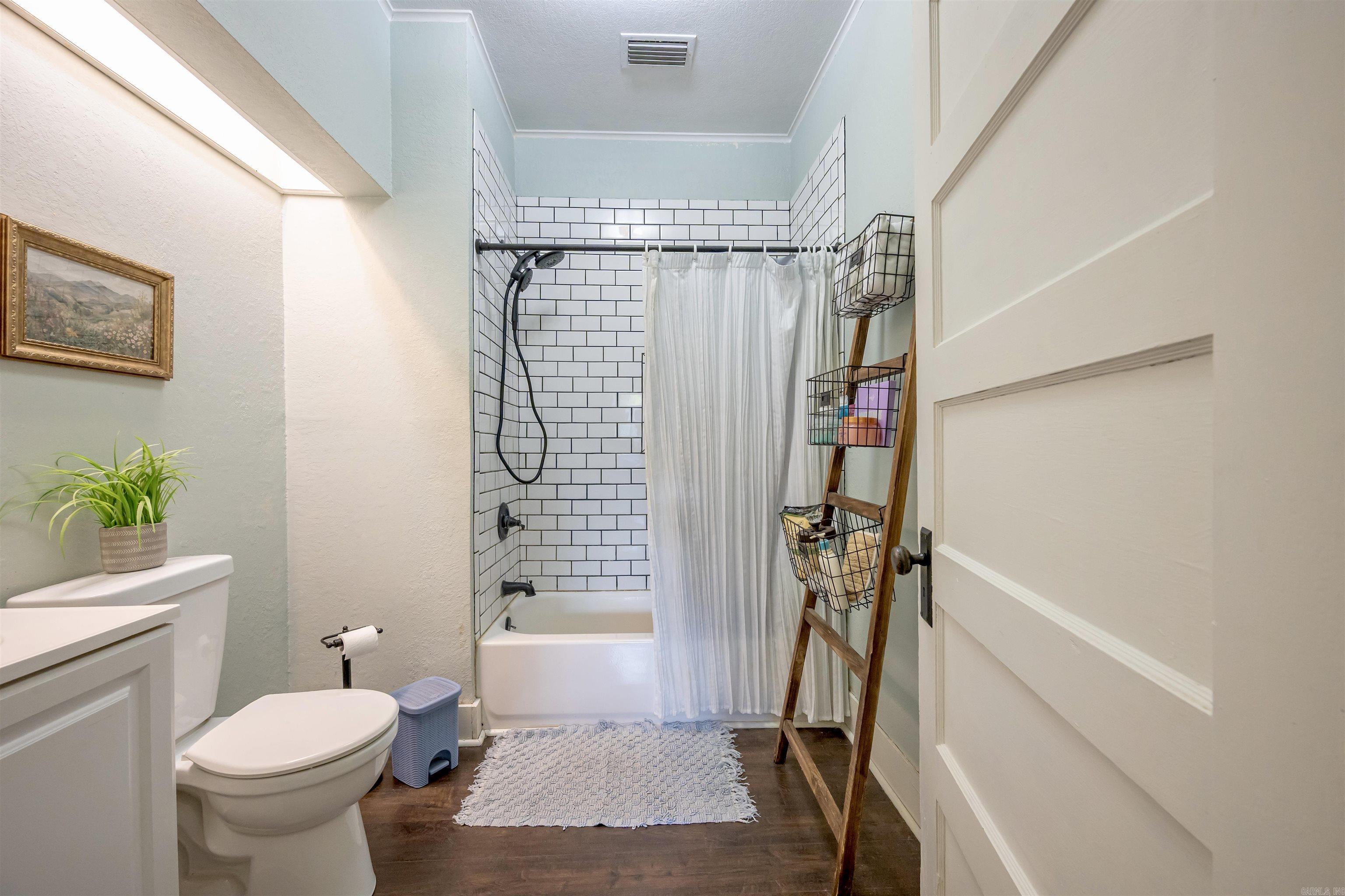 20 Moore Avenue Property Photo 21