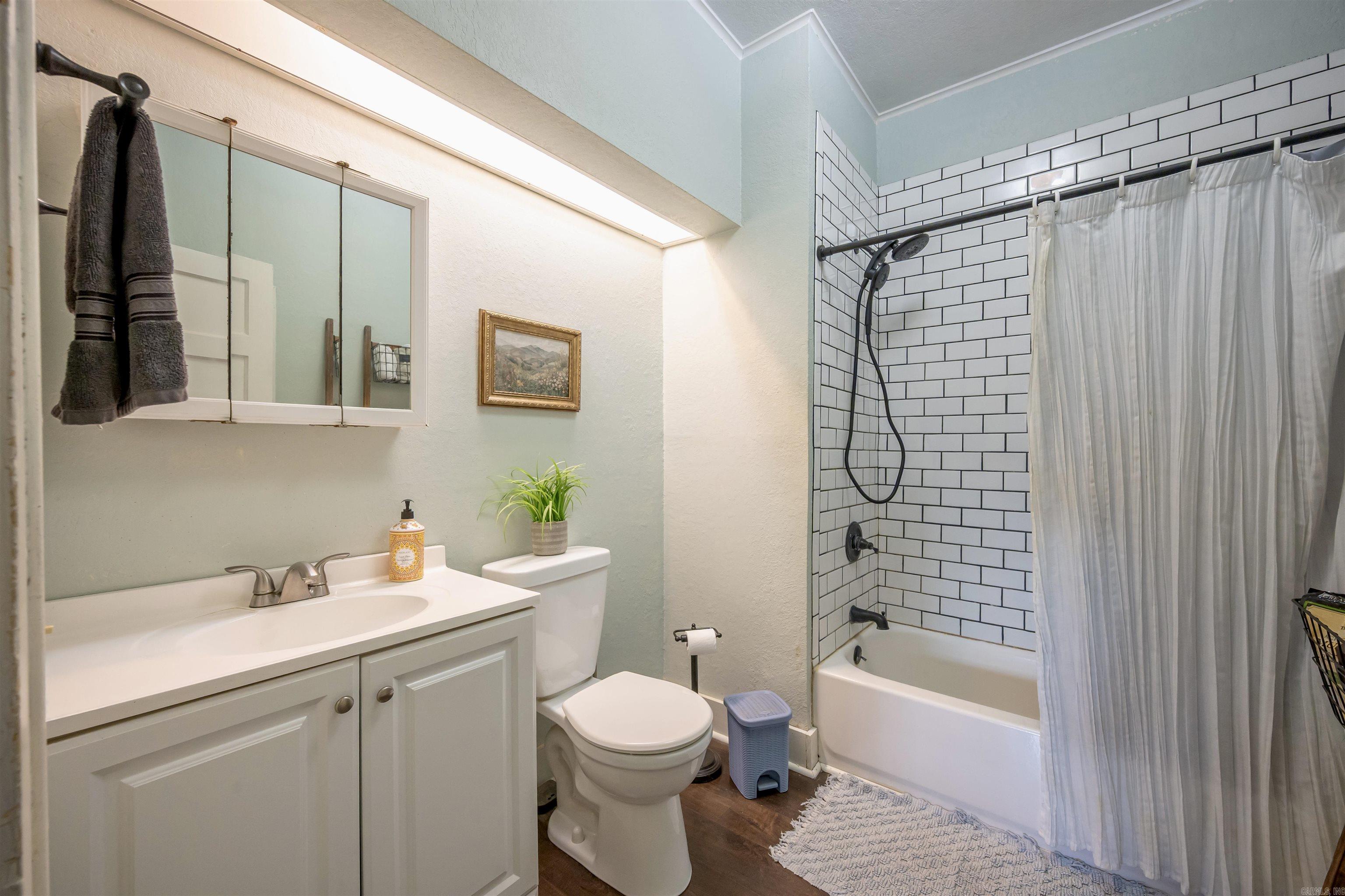 20 Moore Avenue Property Photo 22