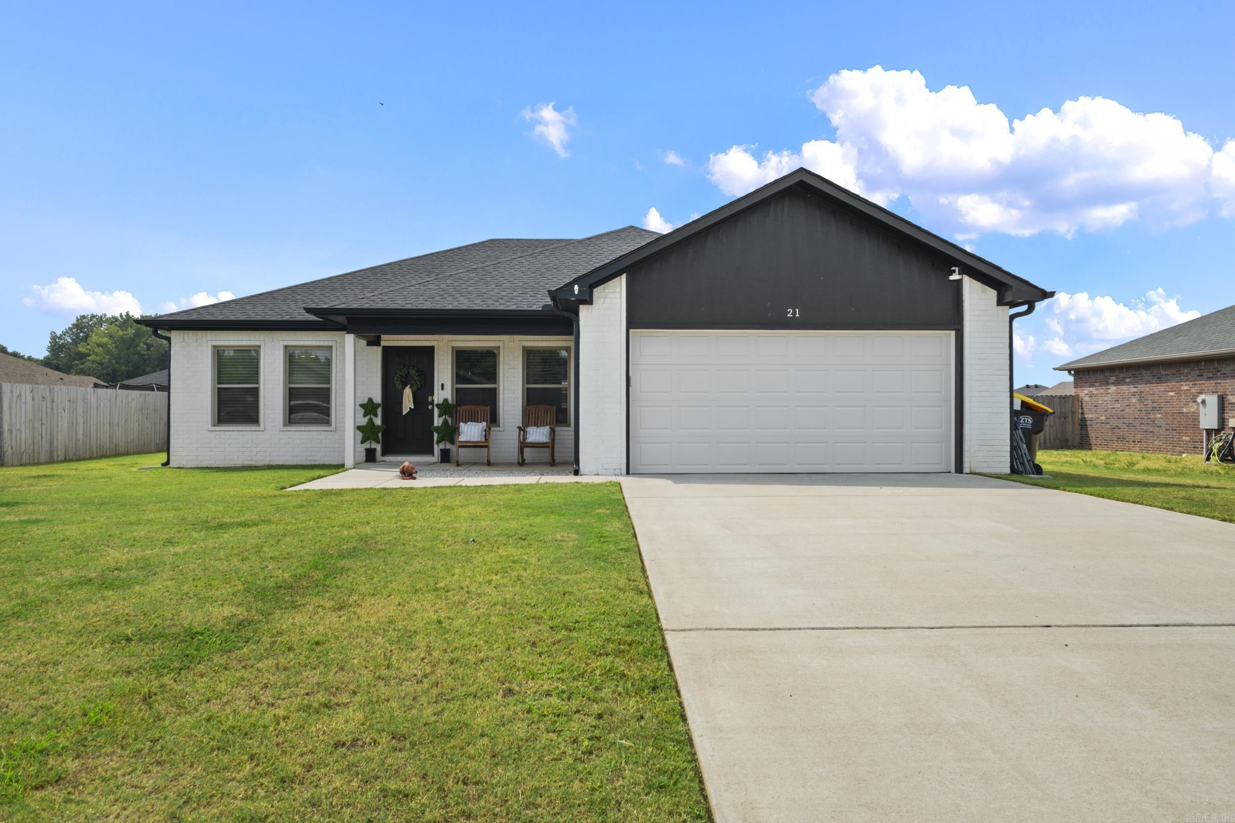 21 Winchester Drive Property Photo 1