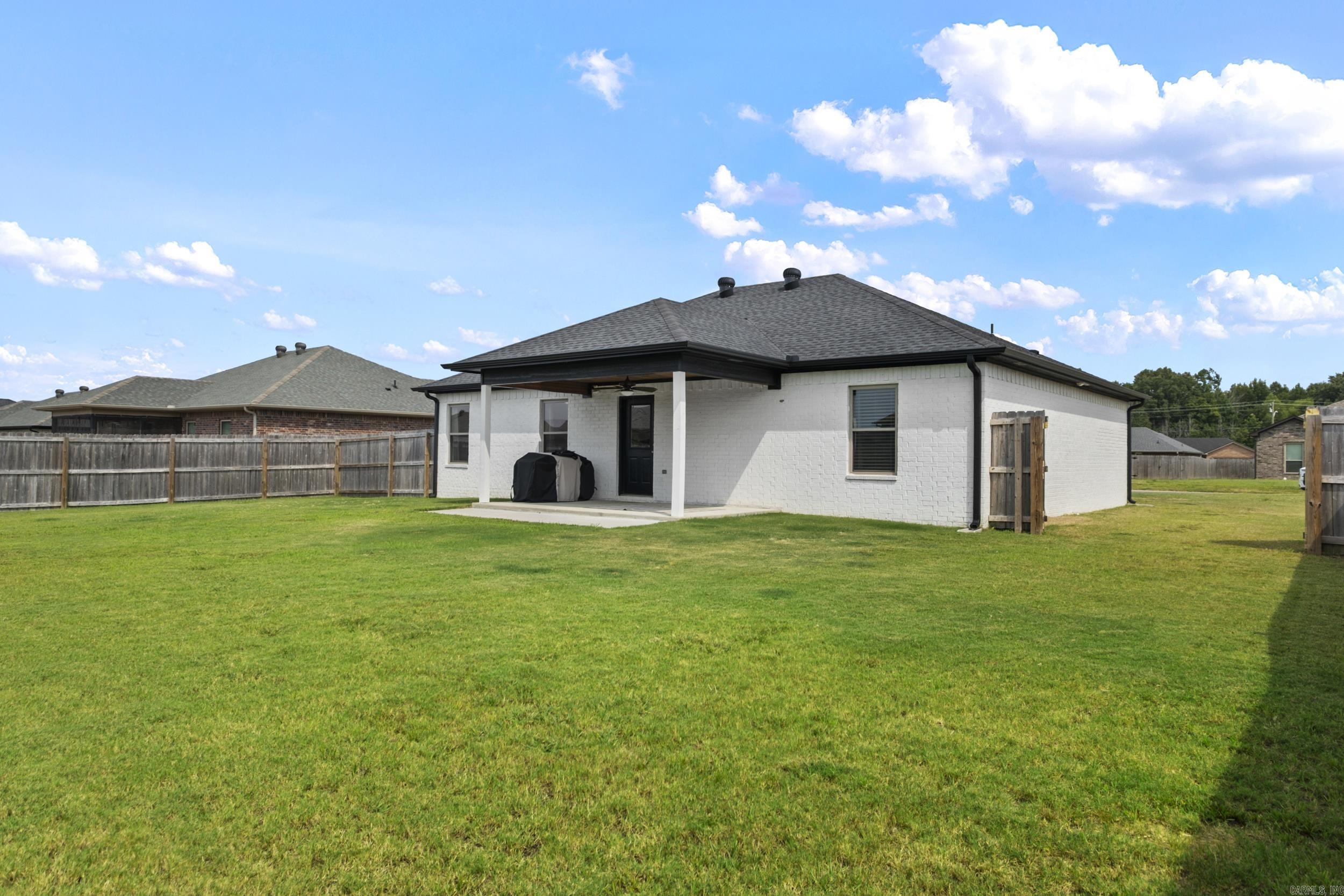21 Winchester Drive Property Photo 26