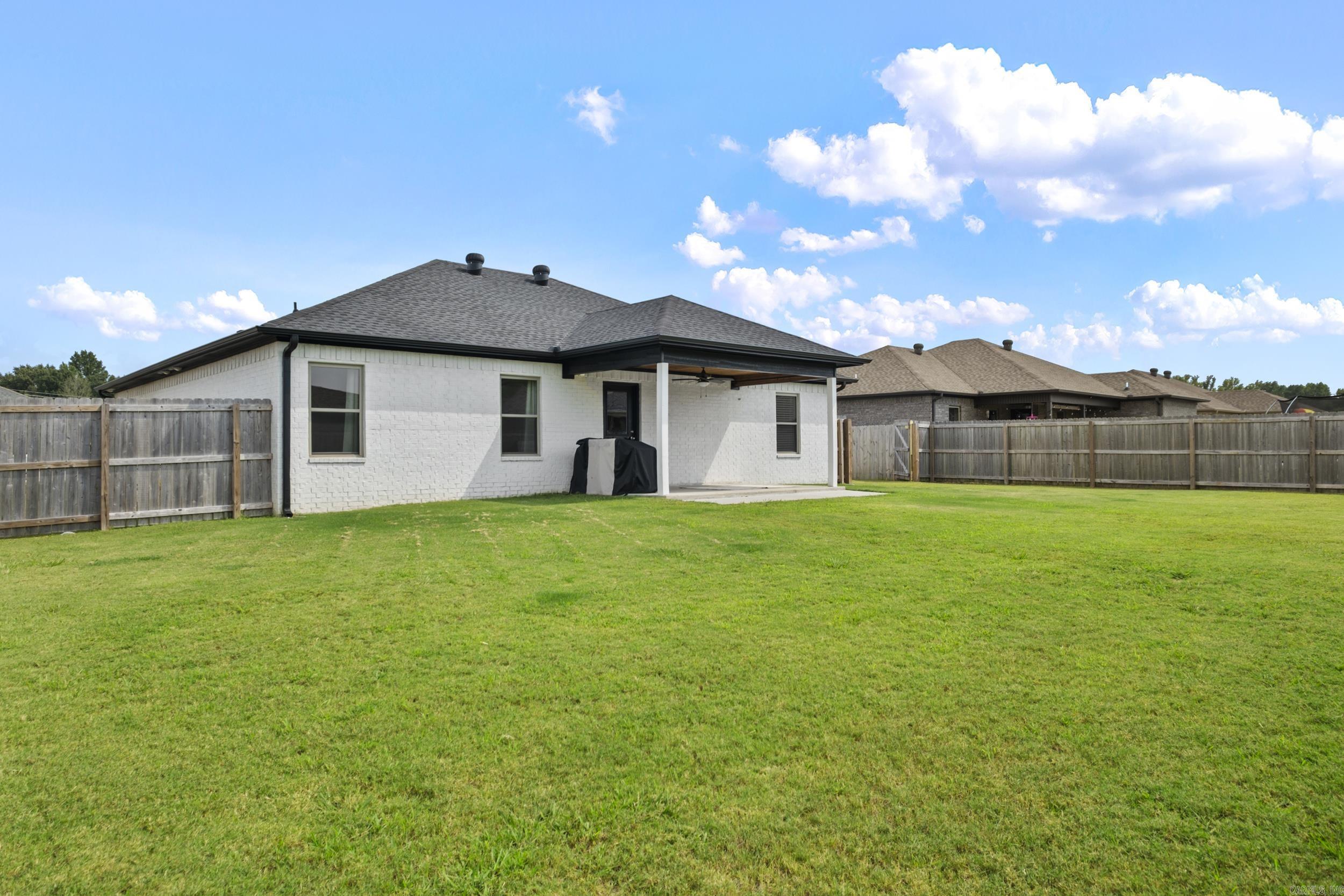 21 Winchester Drive Property Photo 27