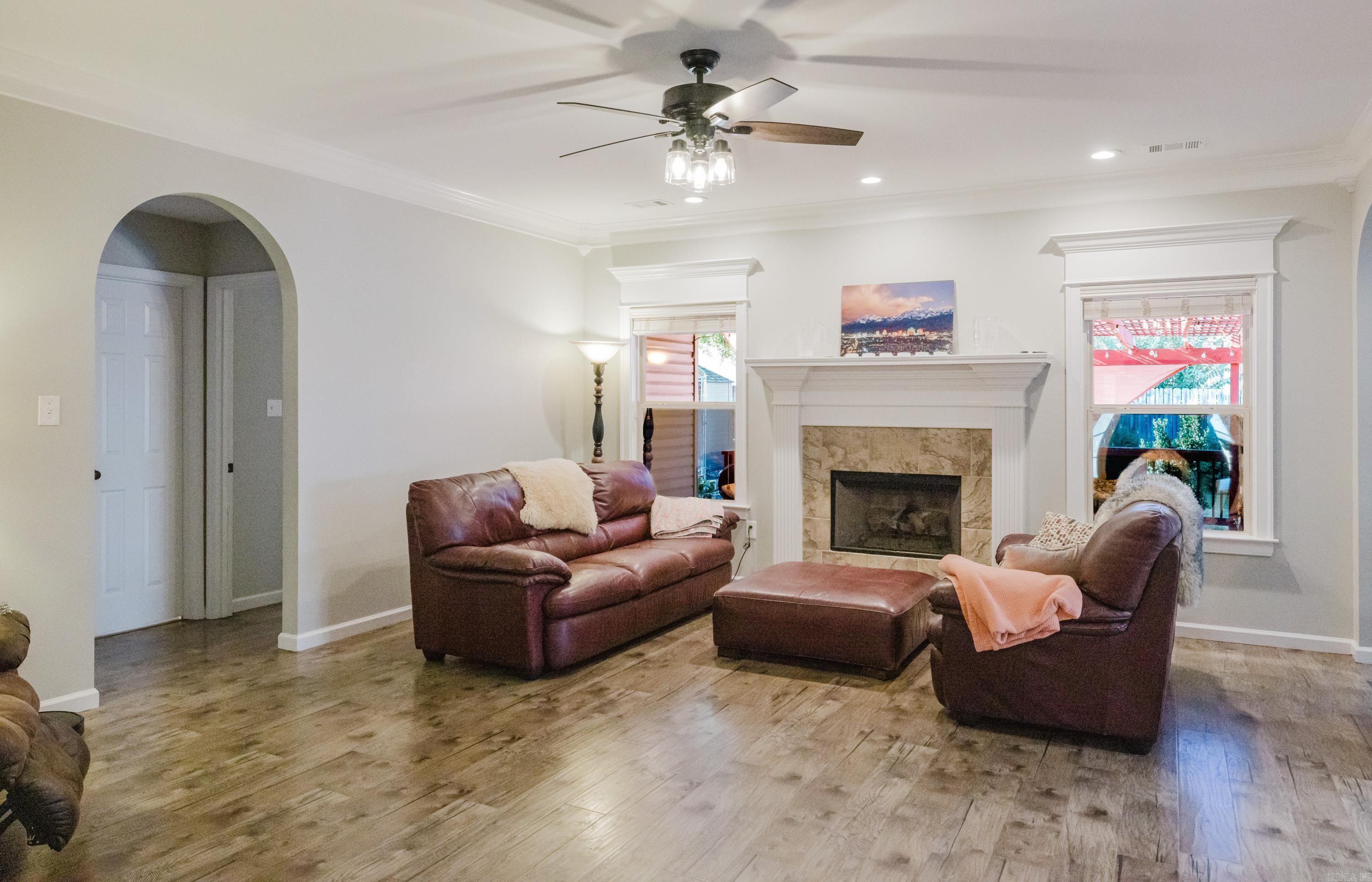 3396 Bay Meadow Property Photo 6