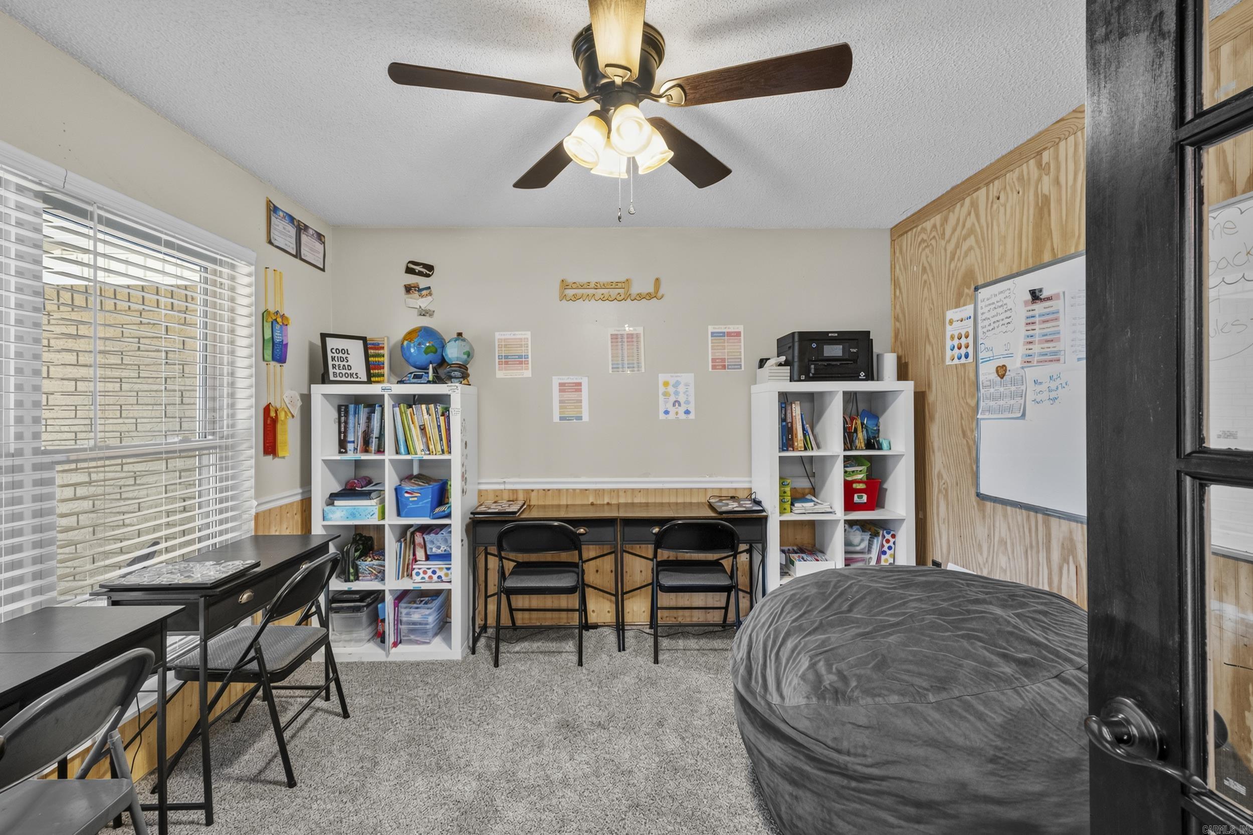 9 White Oak Drive Property Photo 12