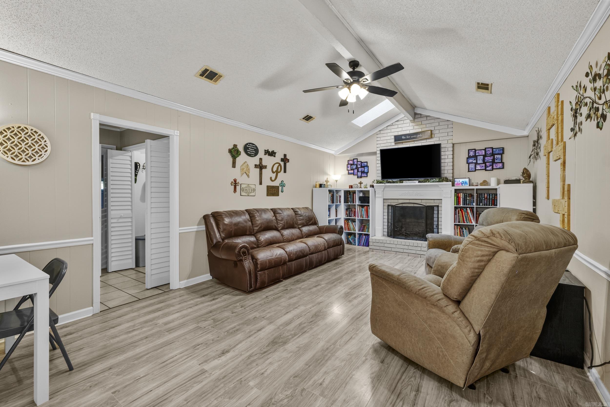 9 White Oak Drive Property Photo 18