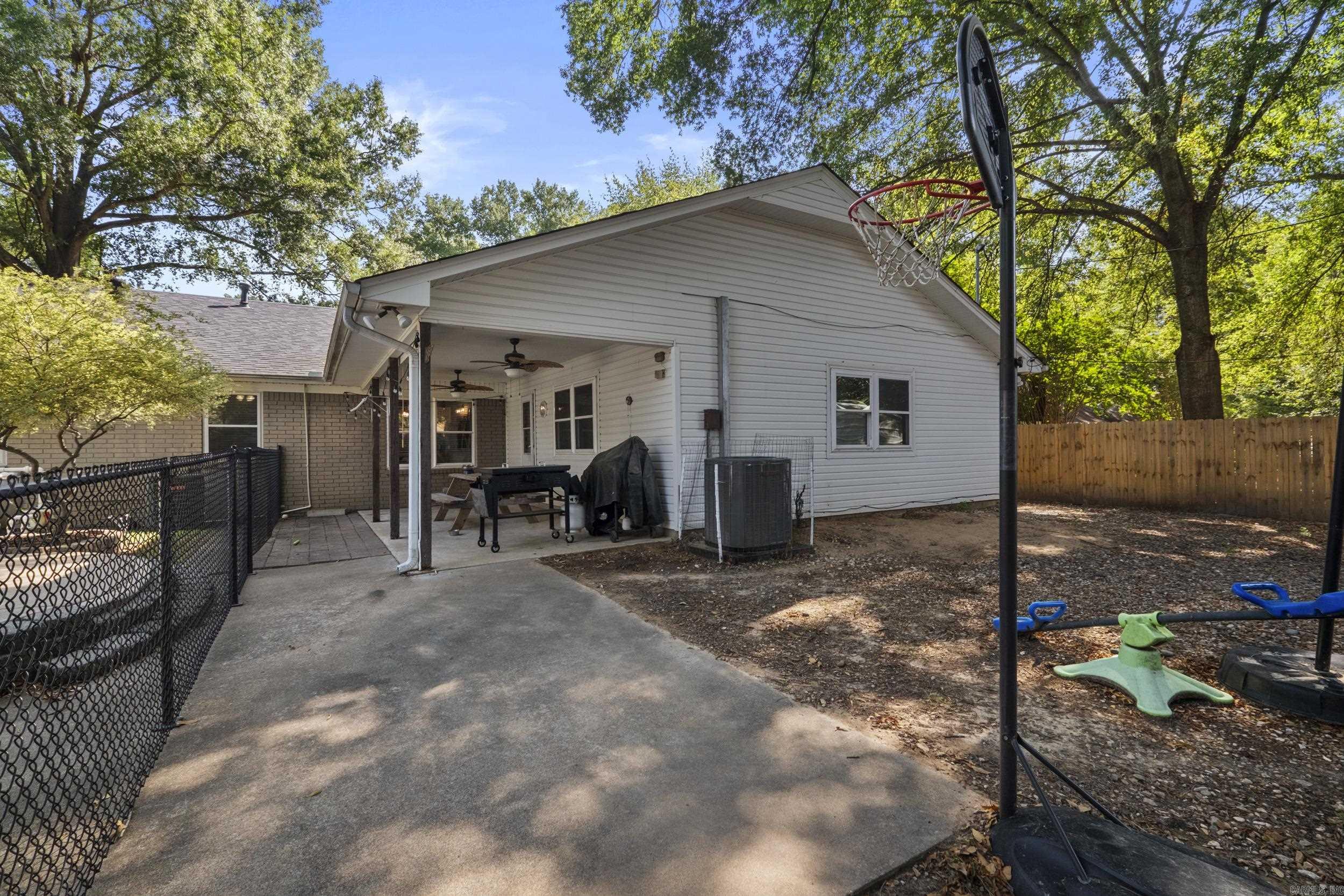 9 White Oak Drive Property Photo 42