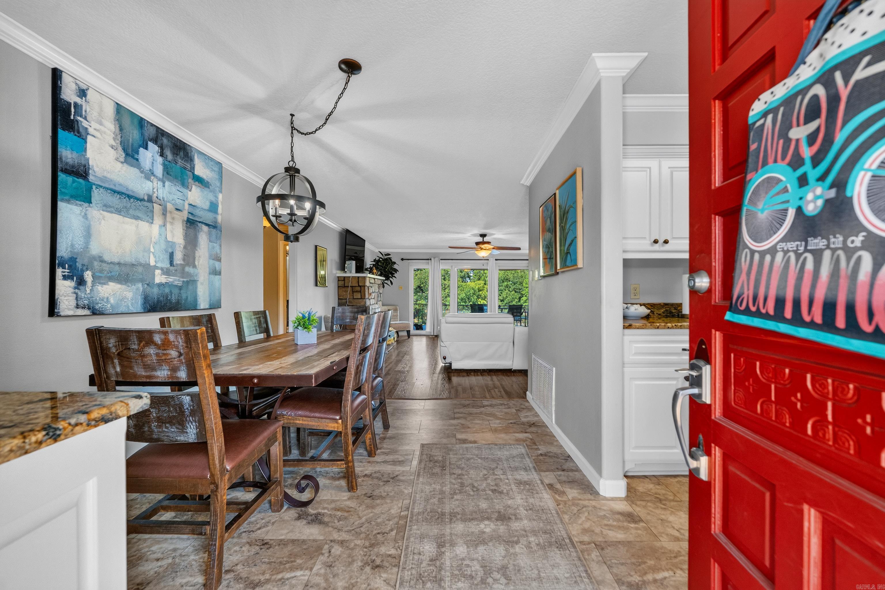 1226 Twin Points Property Photo 4