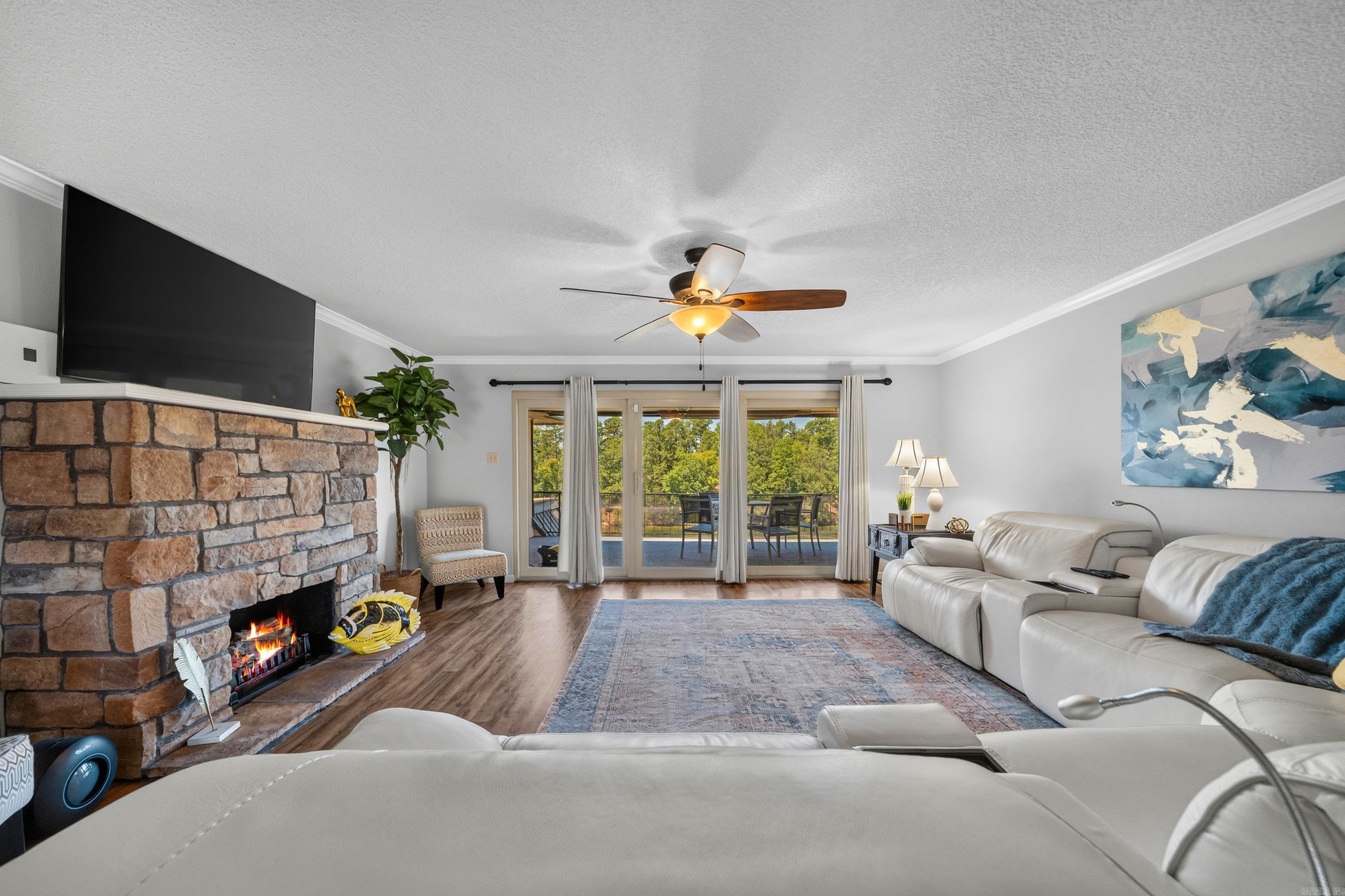 1226 Twin Points Property Photo 8