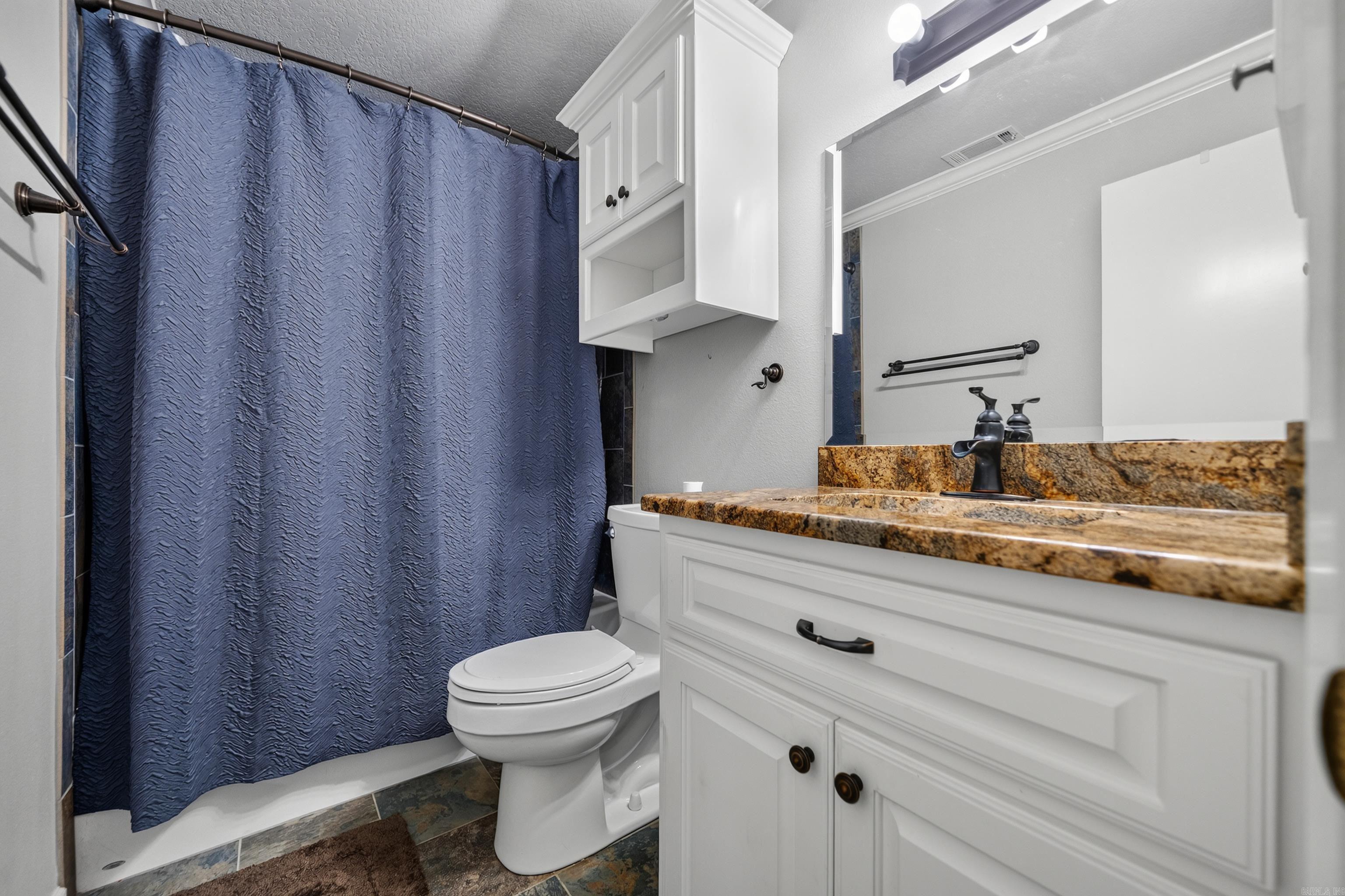 1226 Twin Points Property Photo 27