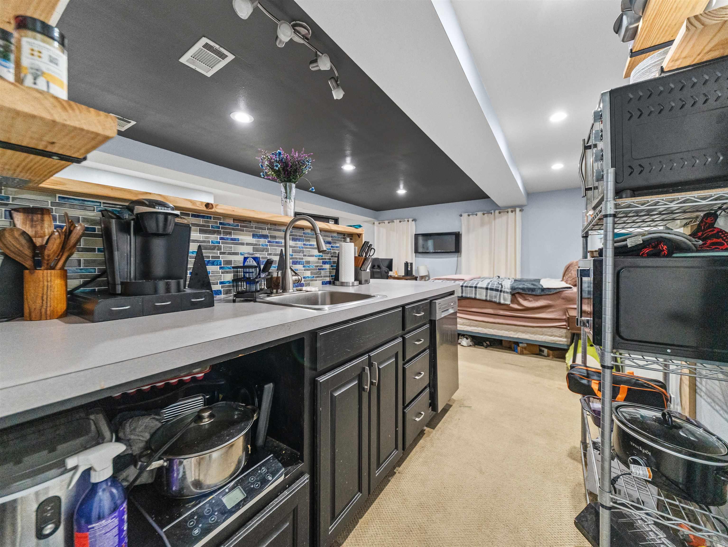 109 Ravenwood Place Property Photo 39