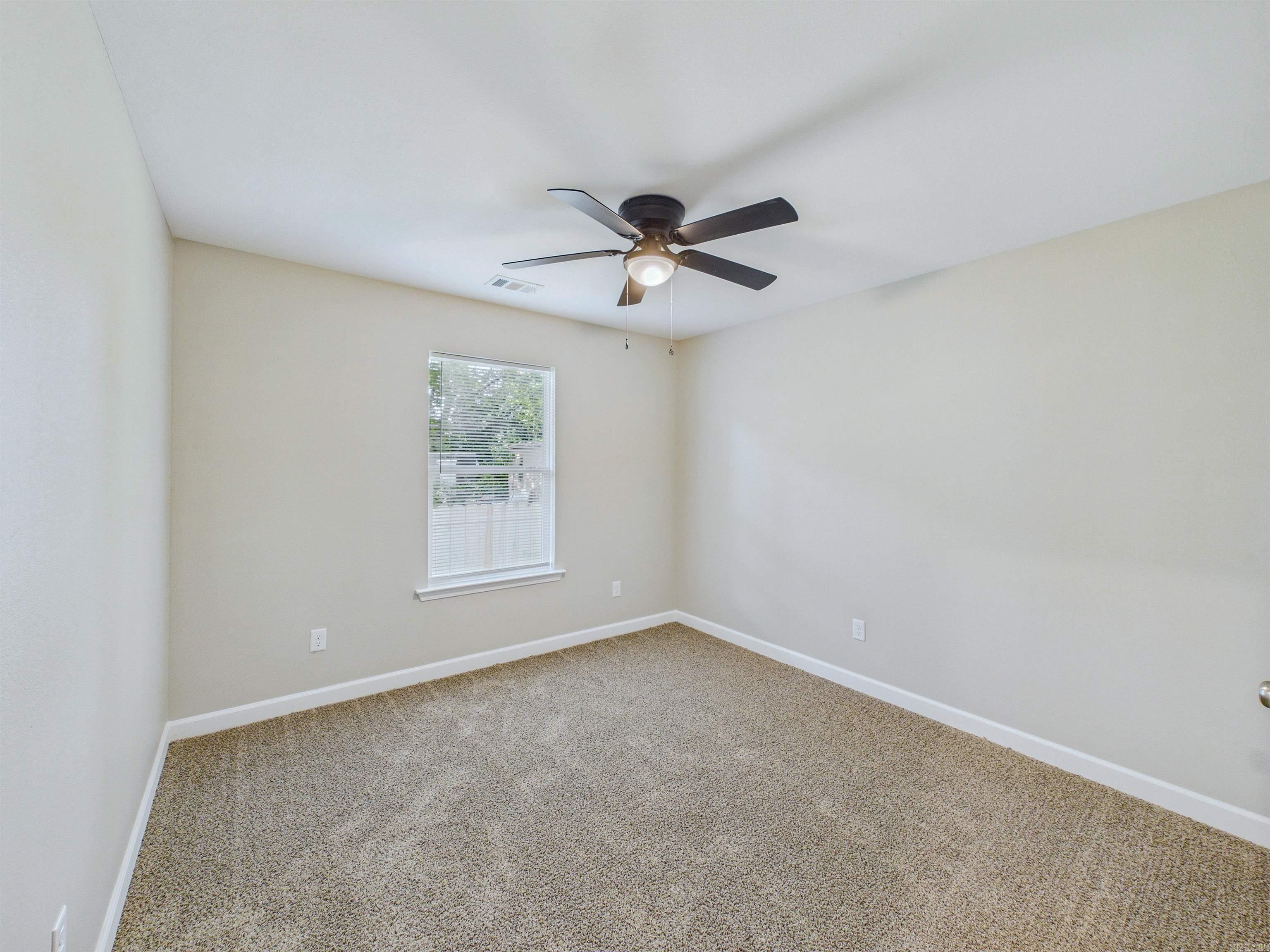 1721.5 Poplar St. Property Photo 25