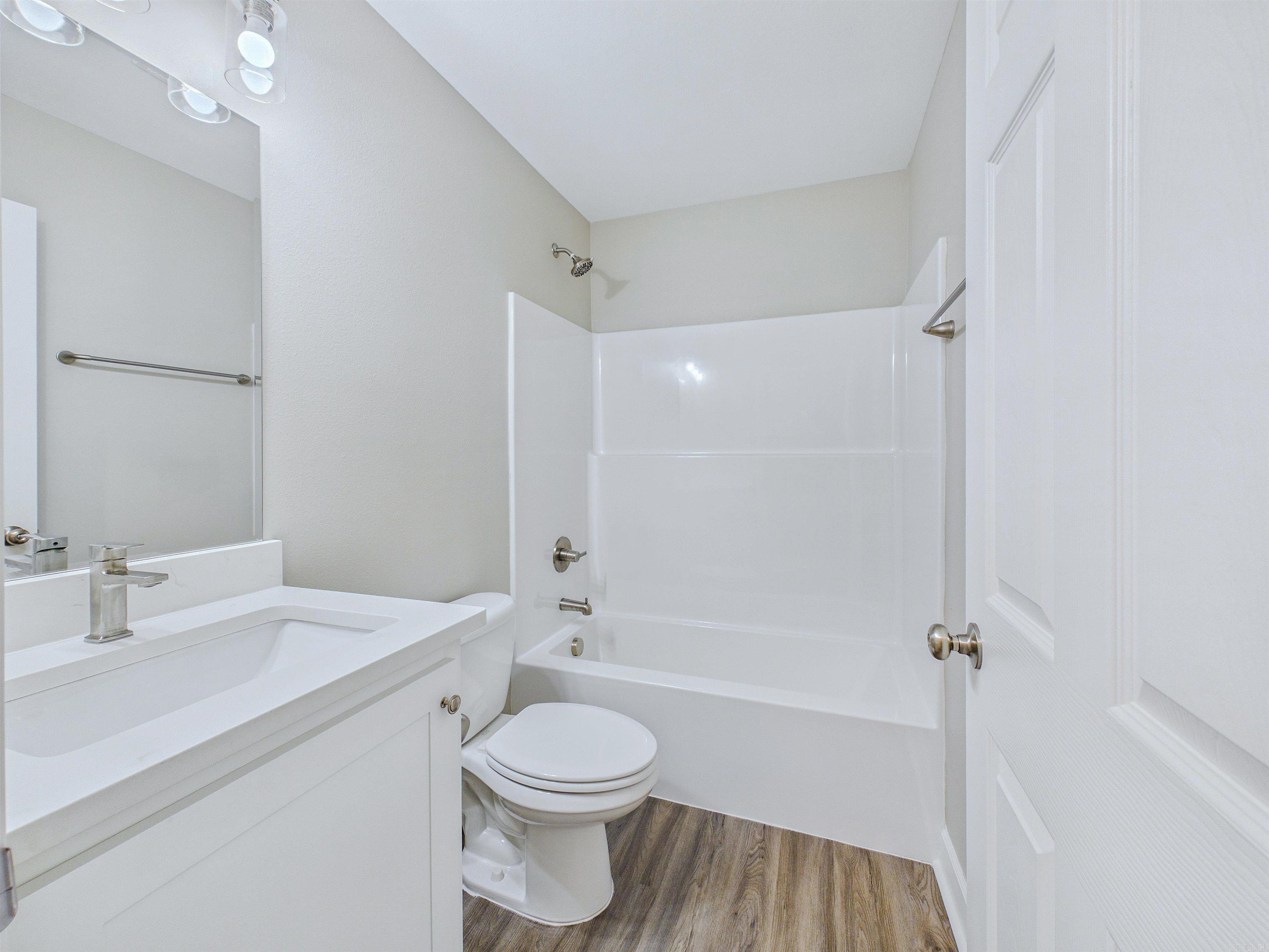 1721.5 Poplar St. Property Photo 27