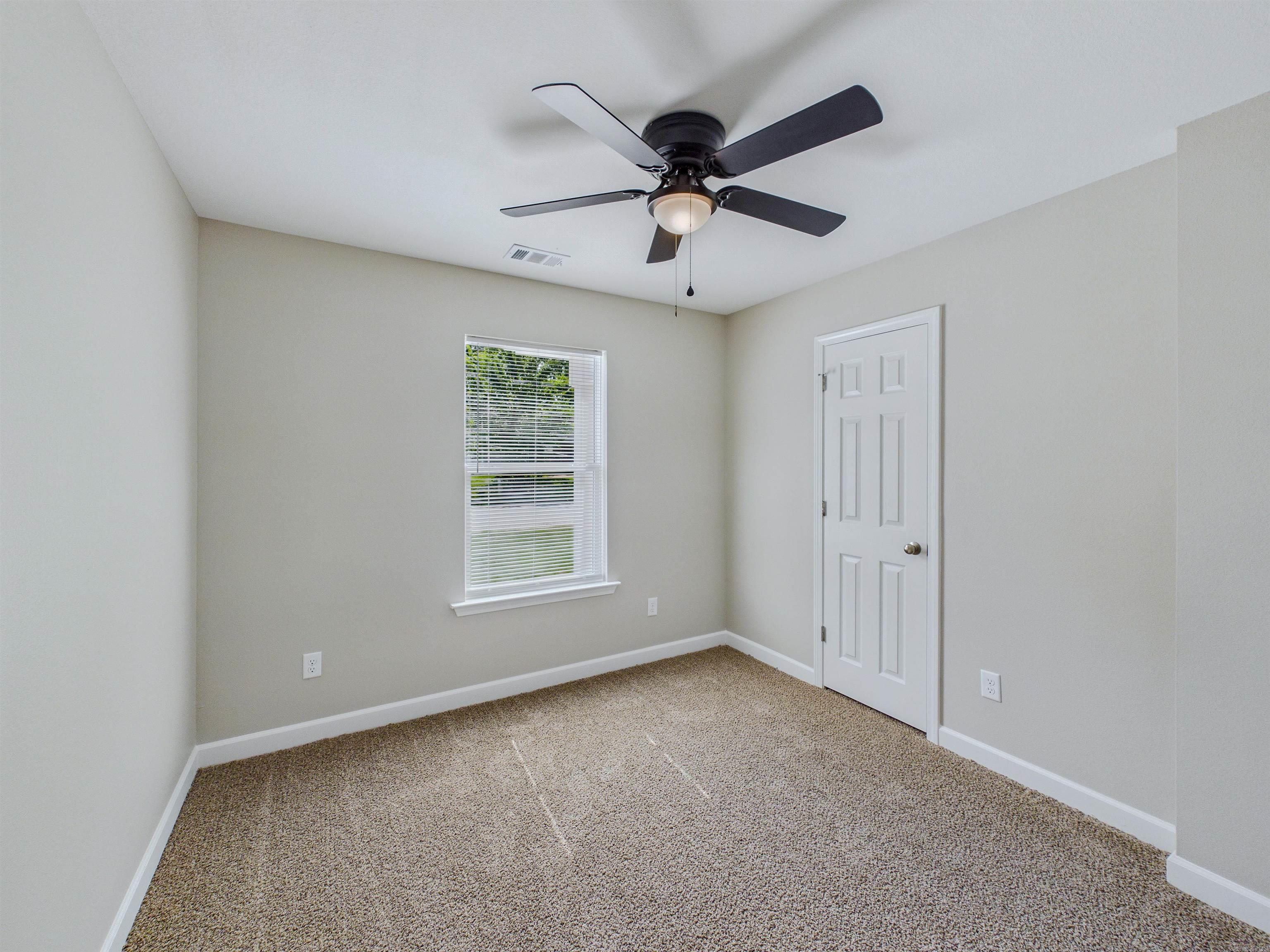 1721.5 Poplar St. Property Photo 28