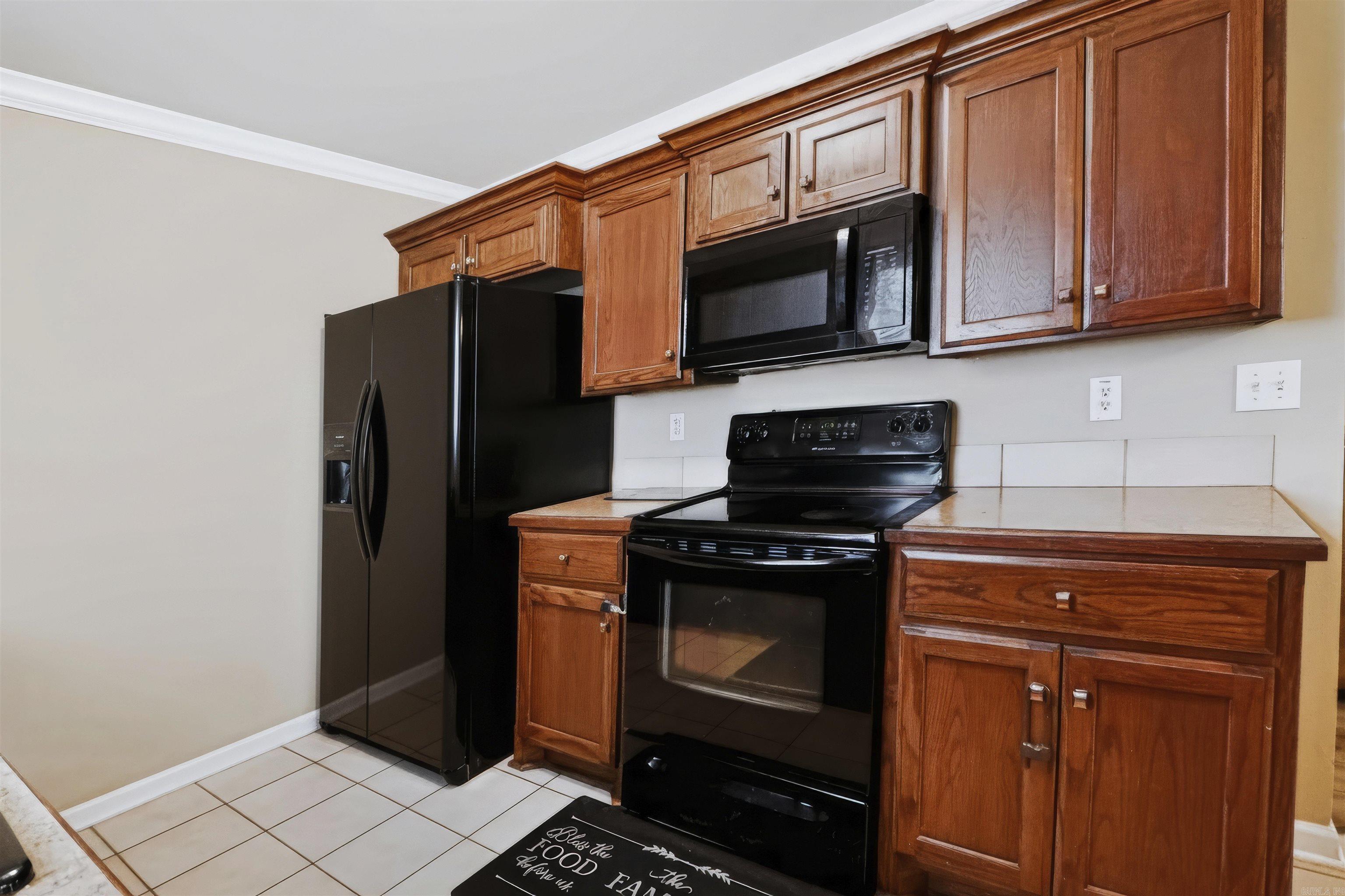 4008 Madrid Drive Property Photo 7