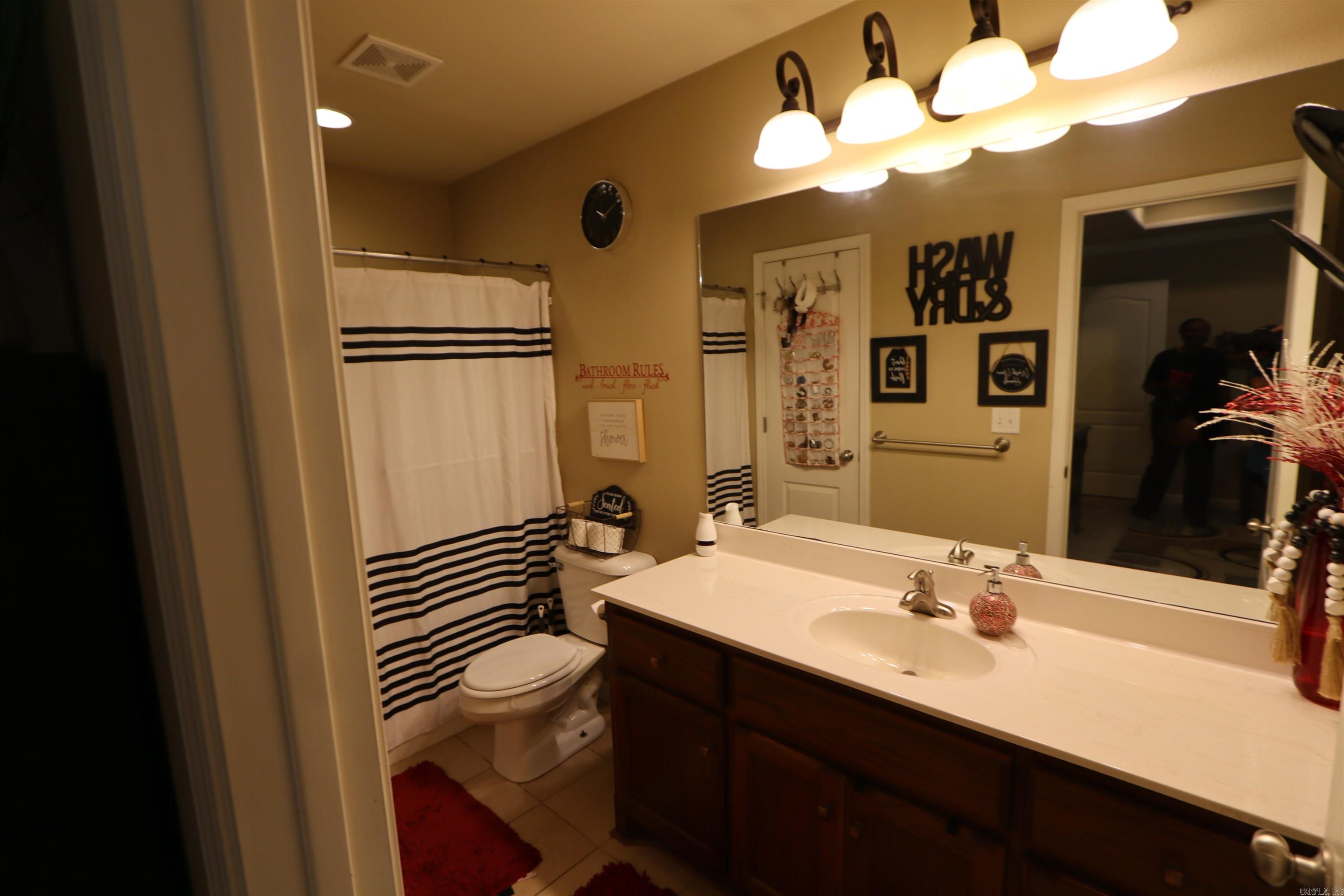 4008 Madrid Drive Property Photo 10
