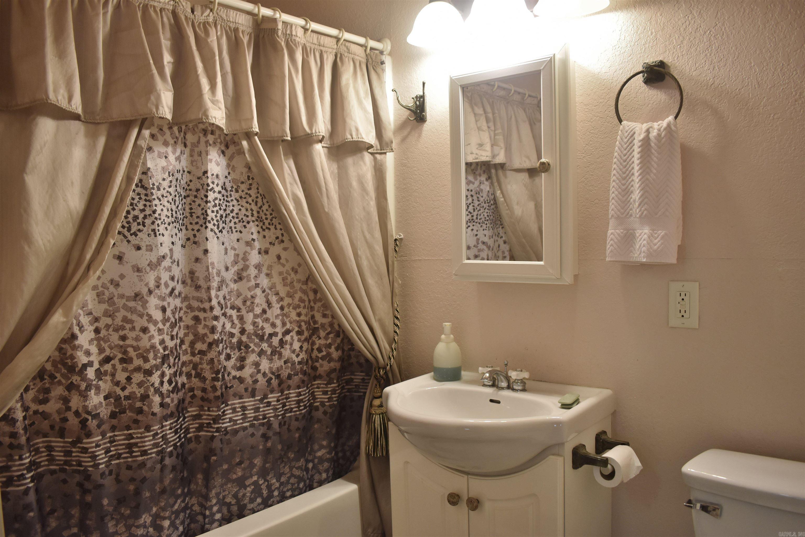 5743 Albert Pike Road Property Photo 18