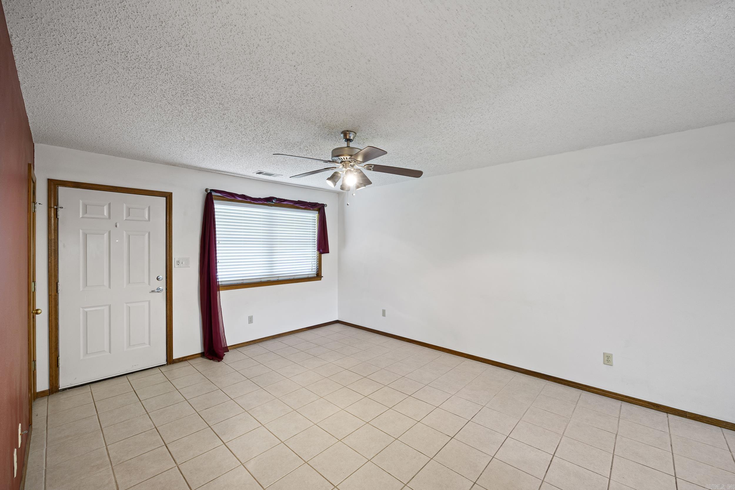 1612 E L Street Property Photo 7