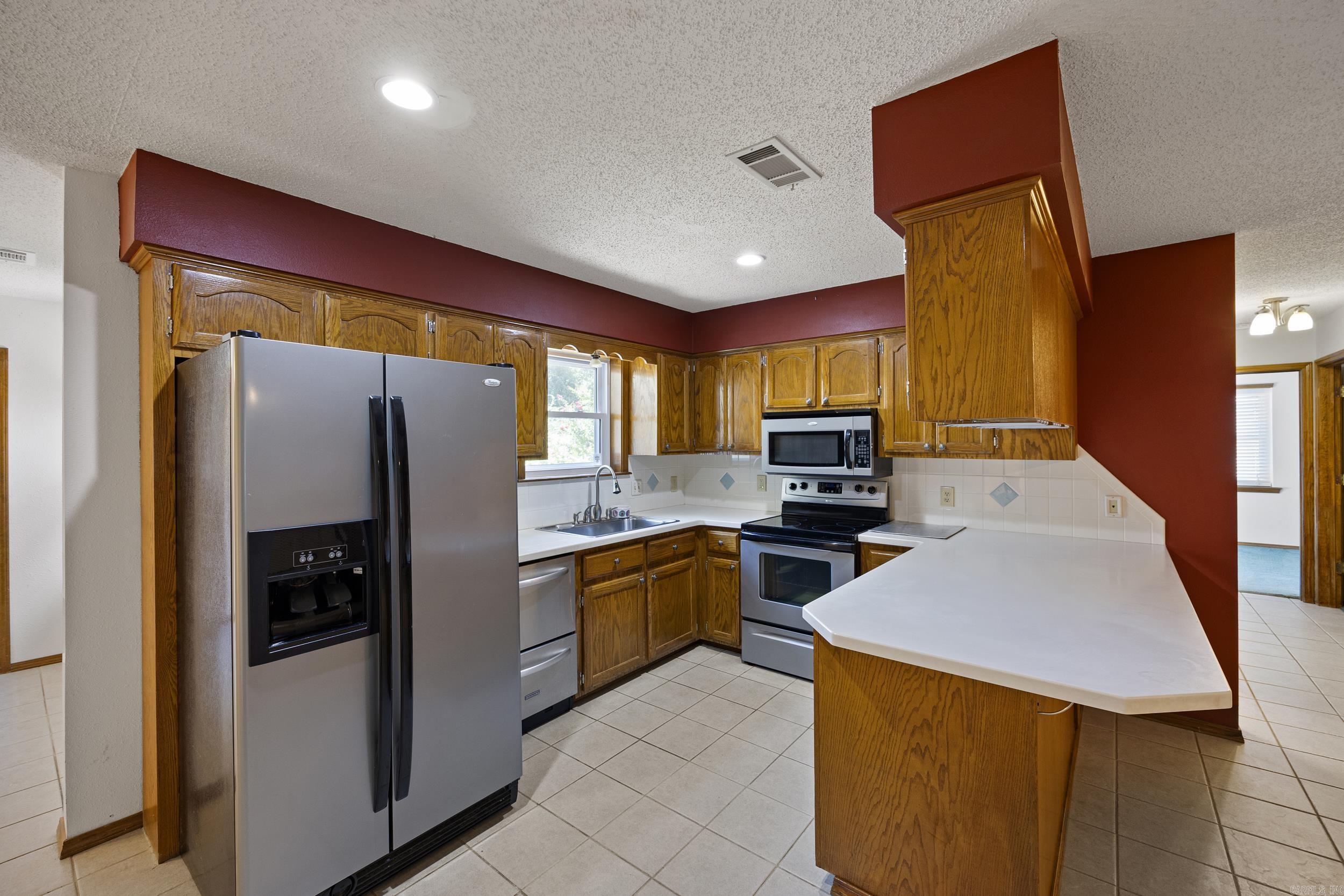1612 E L Street Property Photo 8