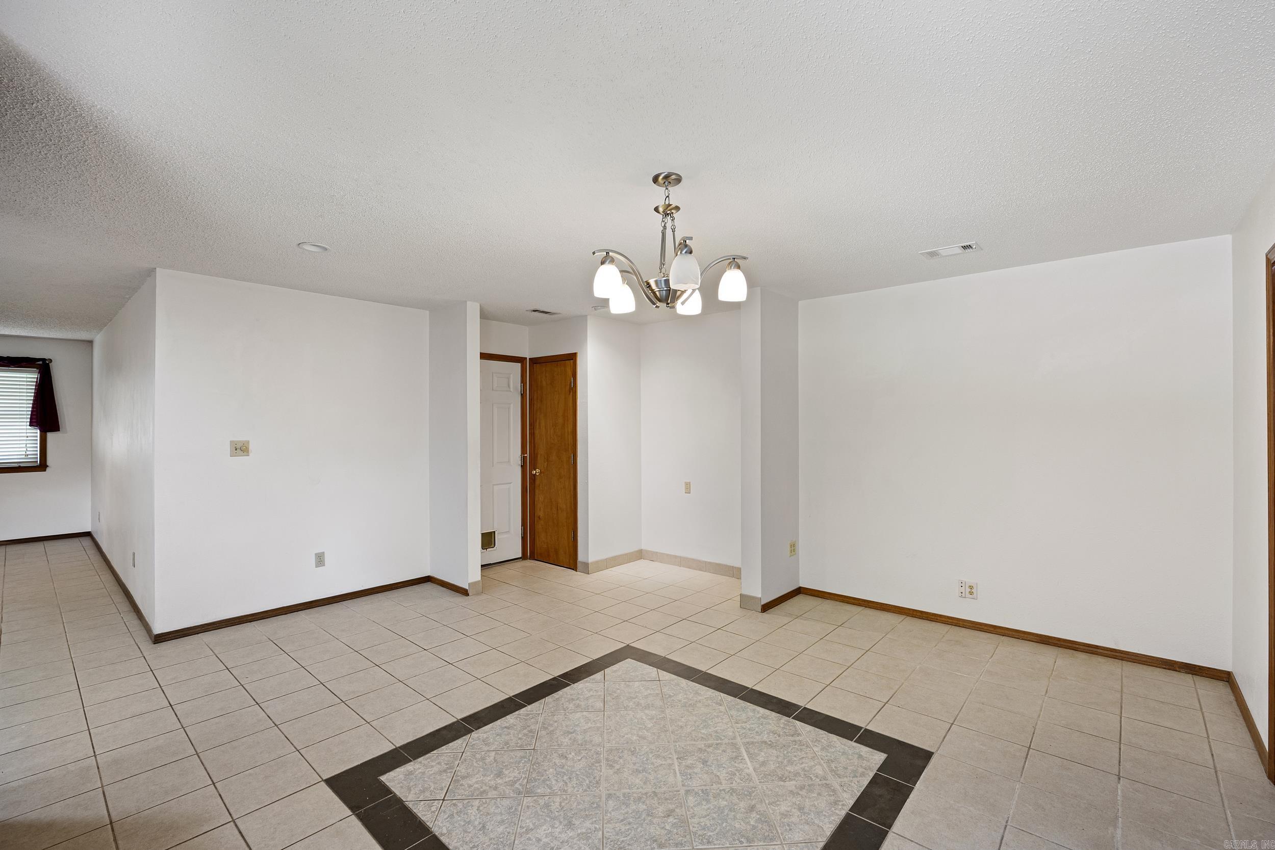 1612 E L Street Property Photo 12