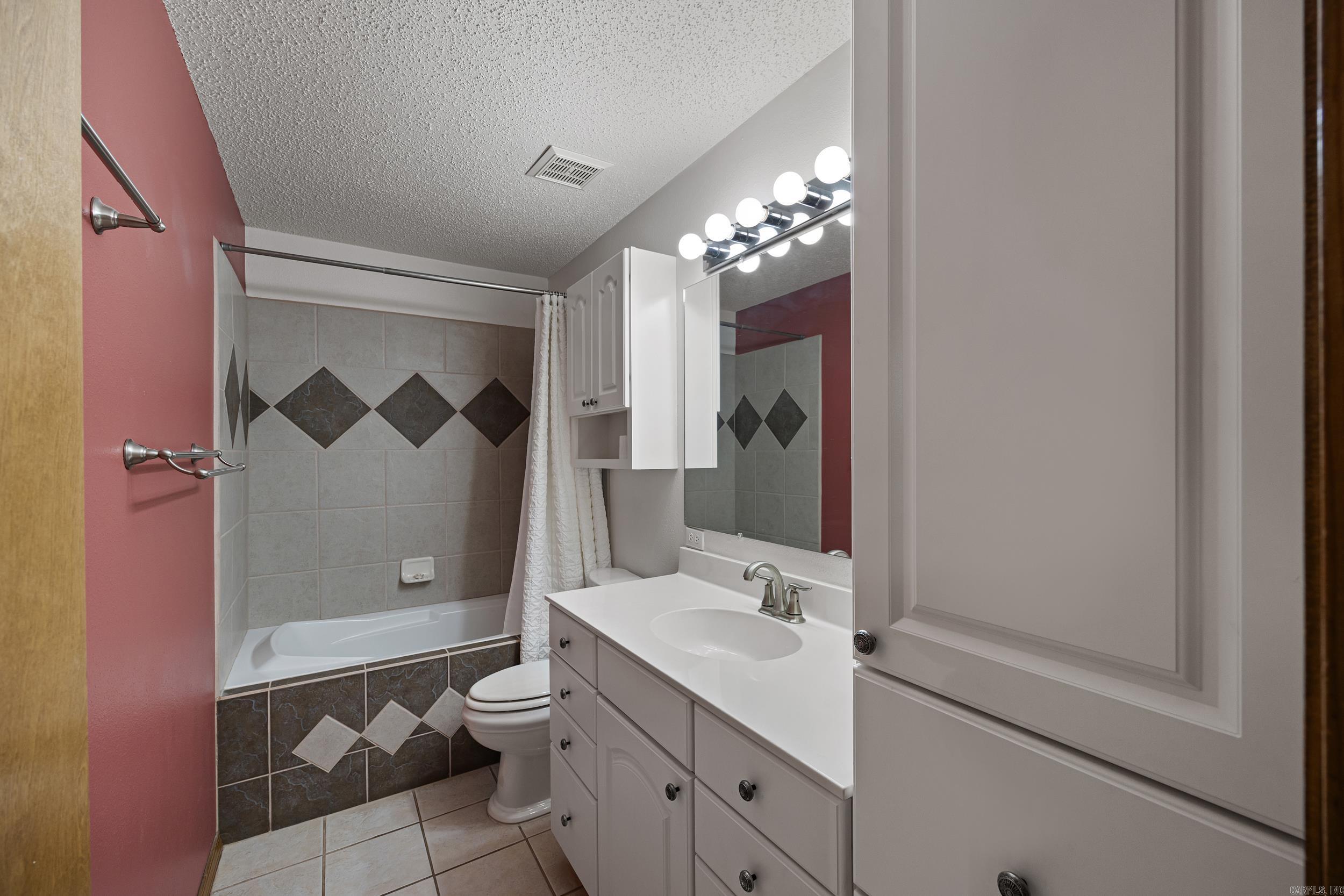 1612 E L Street Property Photo 17